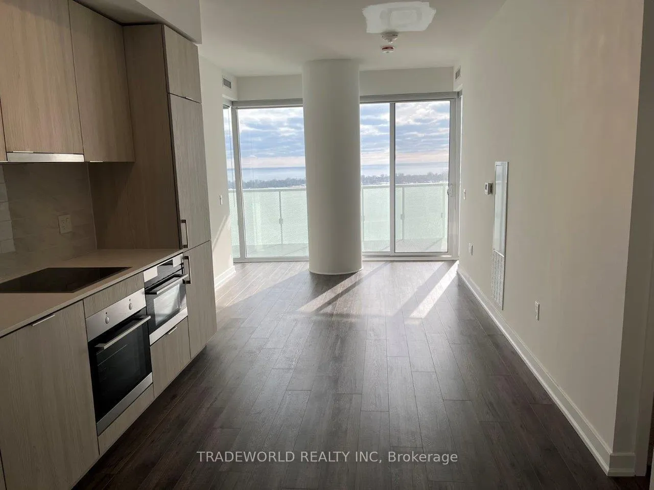 Photo 15 of Unit 2803, 15 Queens Quay E, Toronto, Waterfront Communities — HOMEH