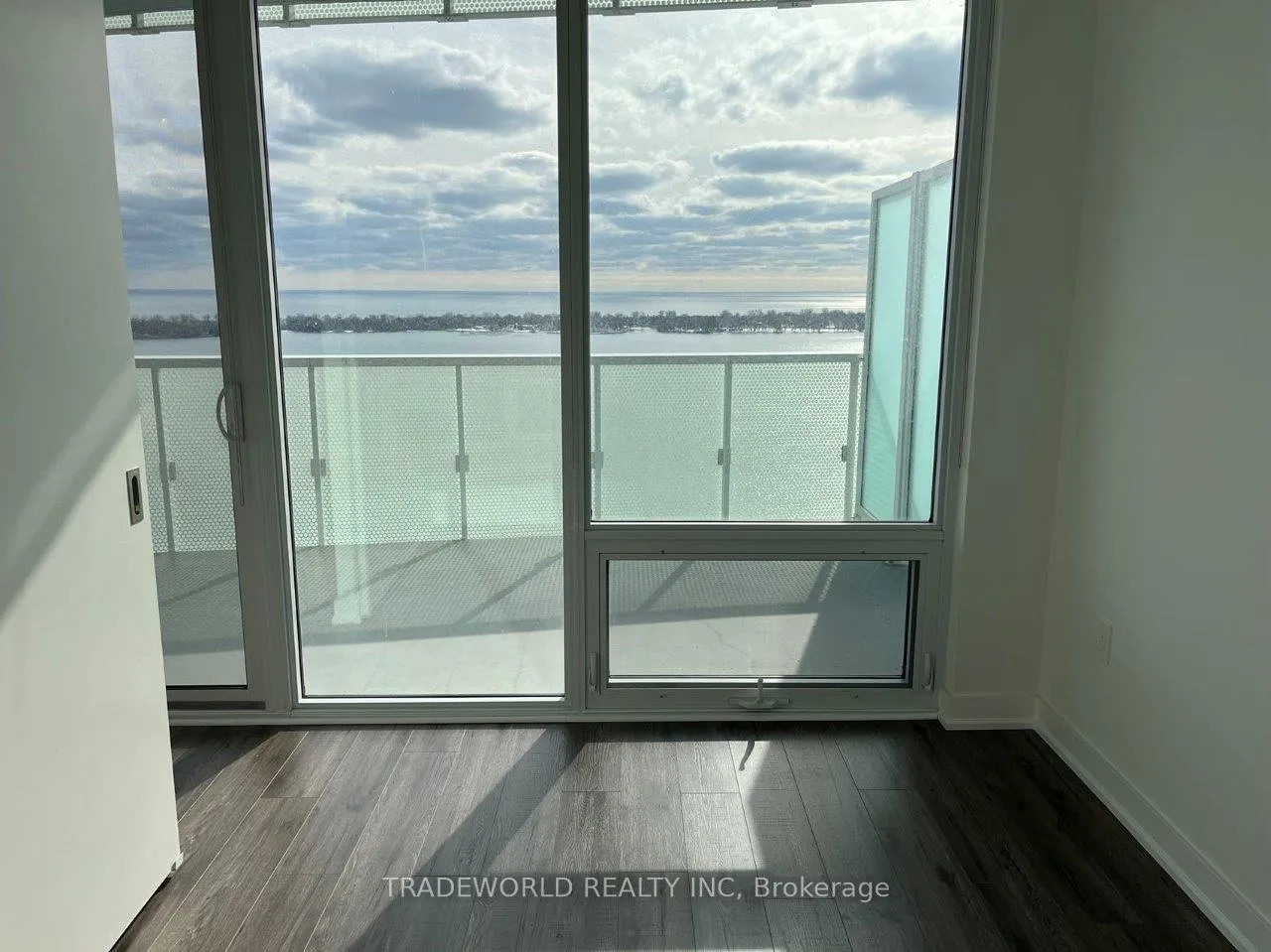 Photo 22 of Unit 2803, 15 Queens Quay E, Toronto, Waterfront Communities — HOMEH