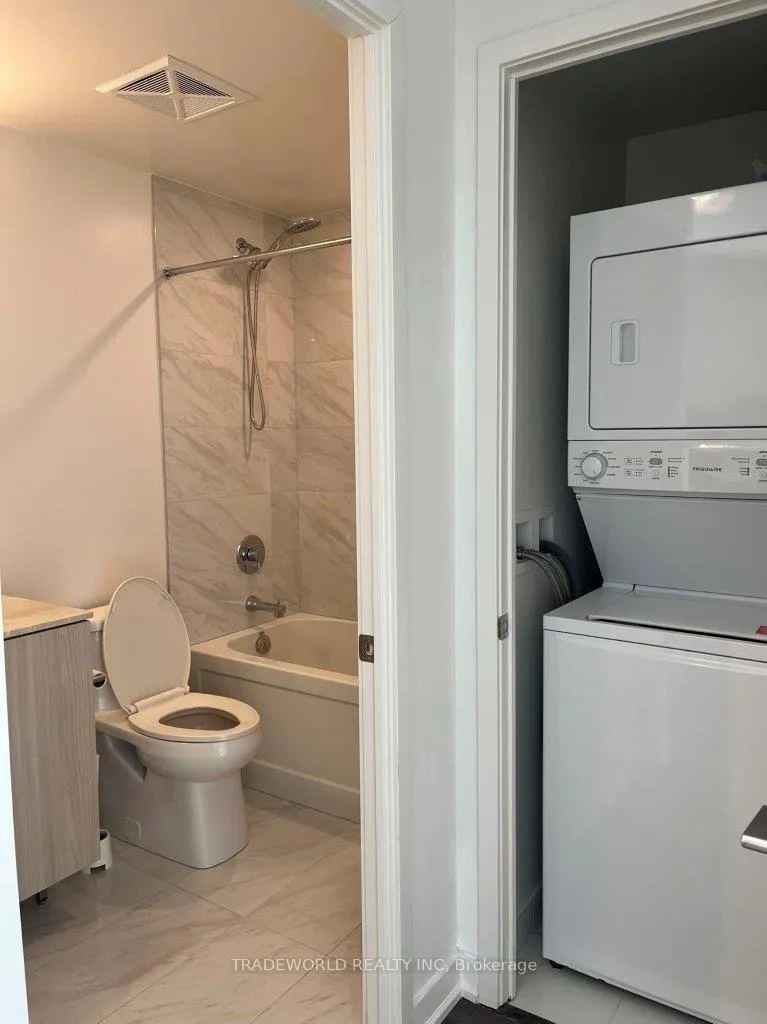 Photo 24 of Unit 2803, 15 Queens Quay E, Toronto, Waterfront Communities — HOMEH