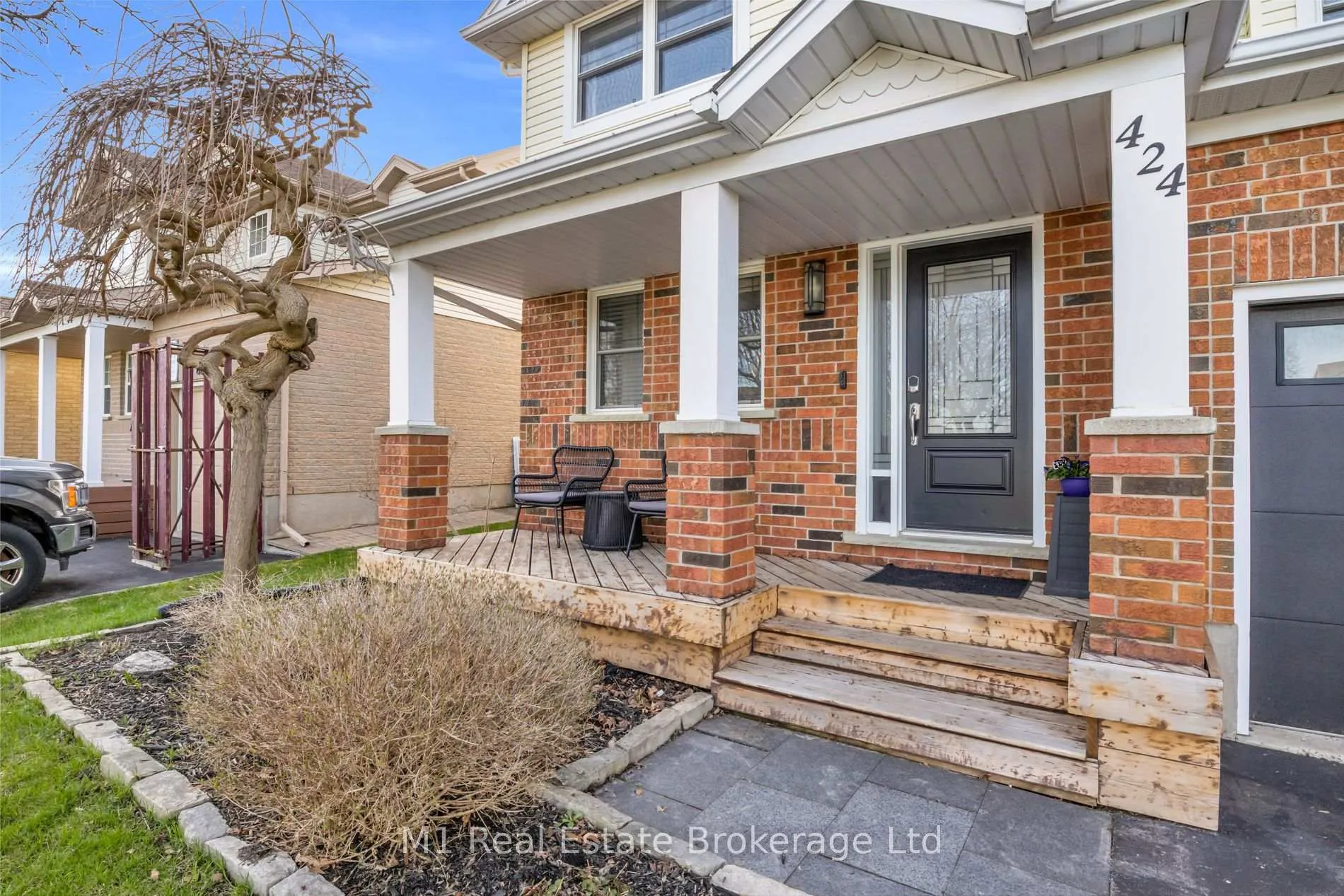 Photo 6 of 424 Millburn Boulevard, Centre Wellington, Fergus — HOMEH