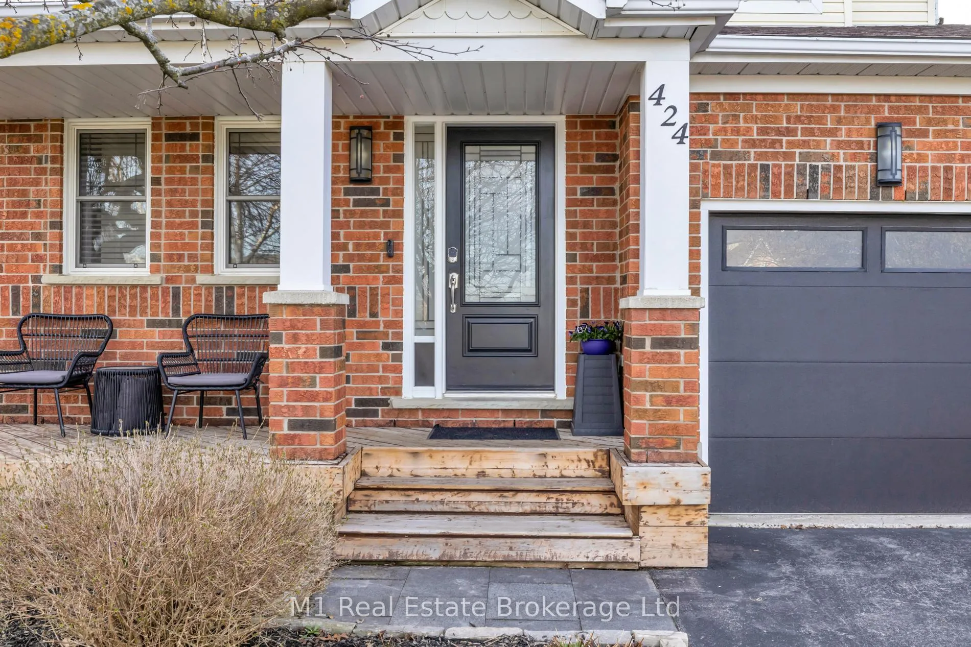 Photo 7 of 424 Millburn Boulevard, Centre Wellington, Fergus — HOMEH