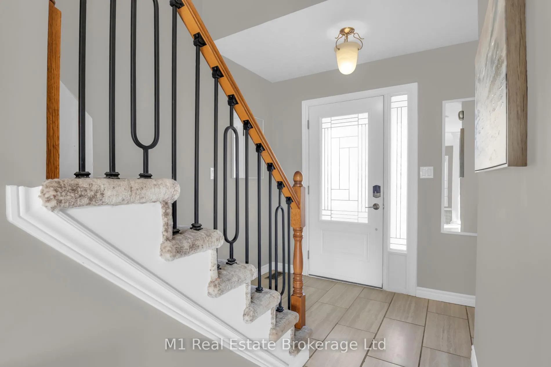 Photo 8 of 424 Millburn Boulevard, Centre Wellington, Fergus — HOMEH