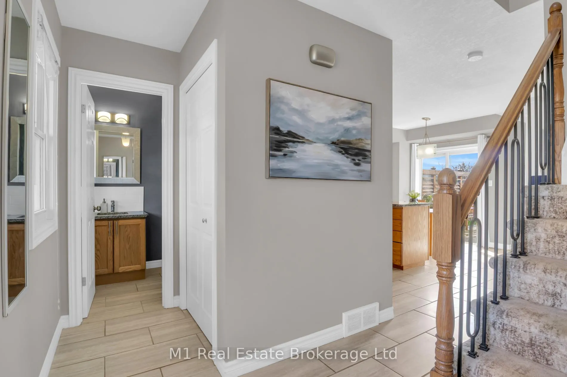 Photo 9 of 424 Millburn Boulevard, Centre Wellington, Fergus — HOMEH