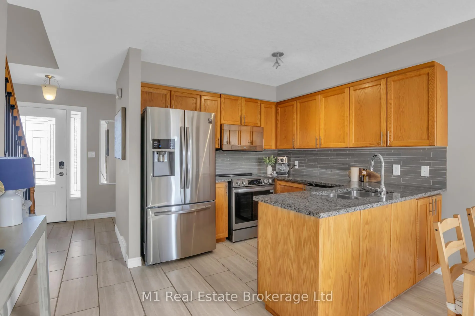 Photo 12 of 424 Millburn Boulevard, Centre Wellington, Fergus — HOMEH