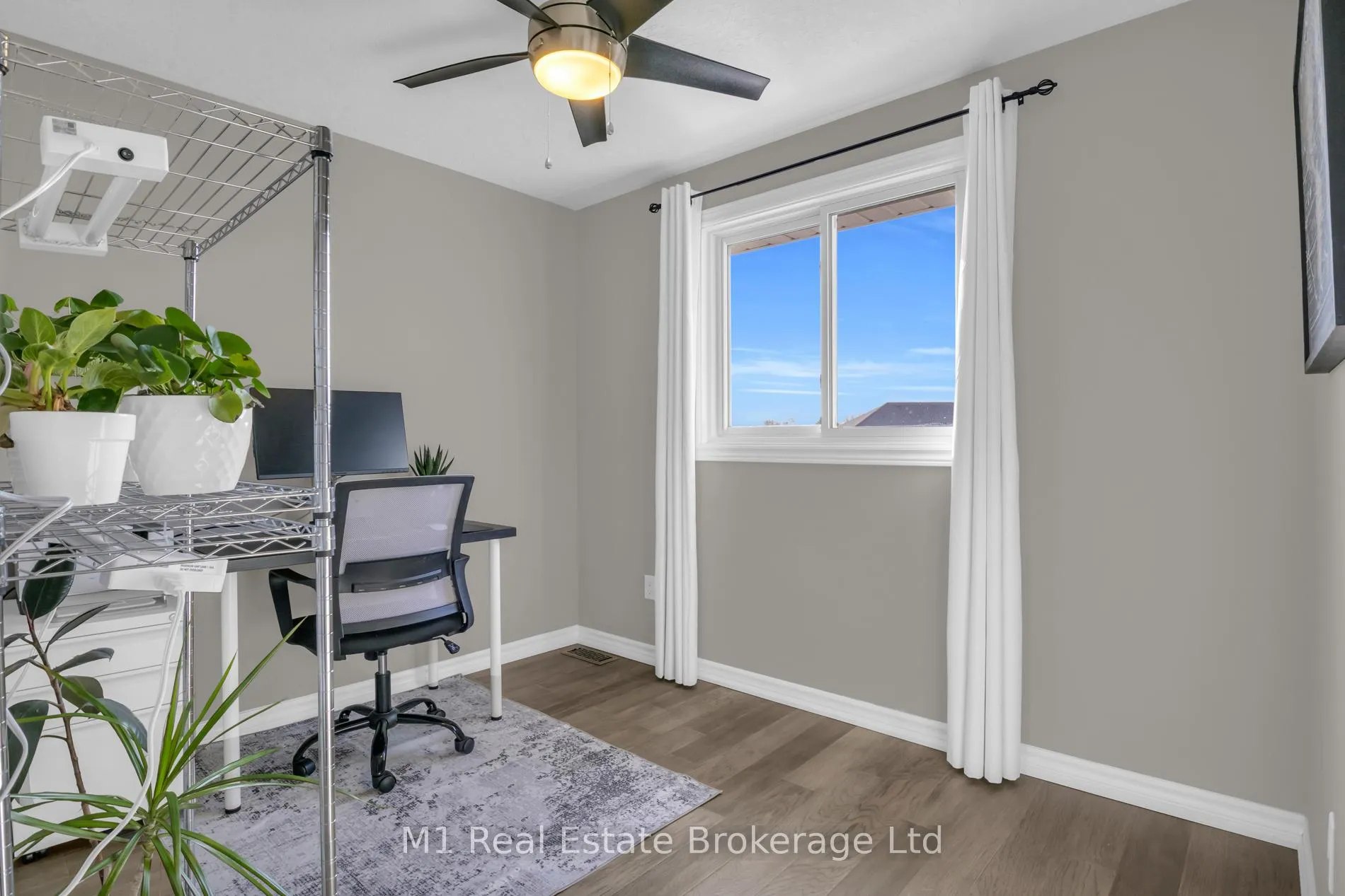 Photo 31 of 424 Millburn Boulevard, Centre Wellington, Fergus — HOMEH