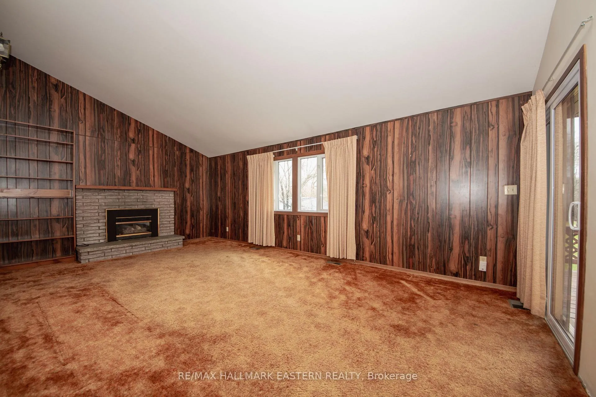 Photo 7 of 1239 7th Line, Selwyn — HOMEH