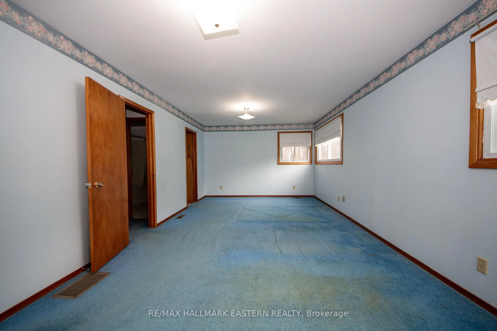 Photo 17 of 1239 7th Line, Selwyn — HOMEH