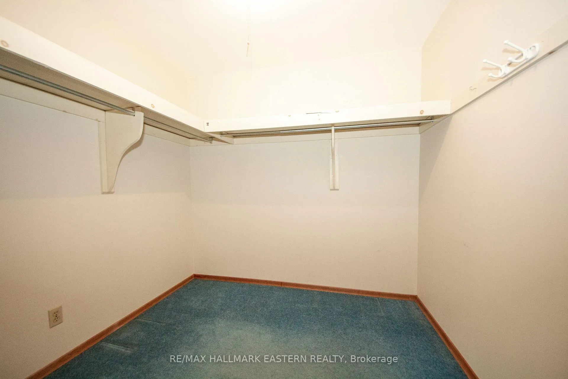 Photo 18 of 1239 7th Line, Selwyn — HOMEH