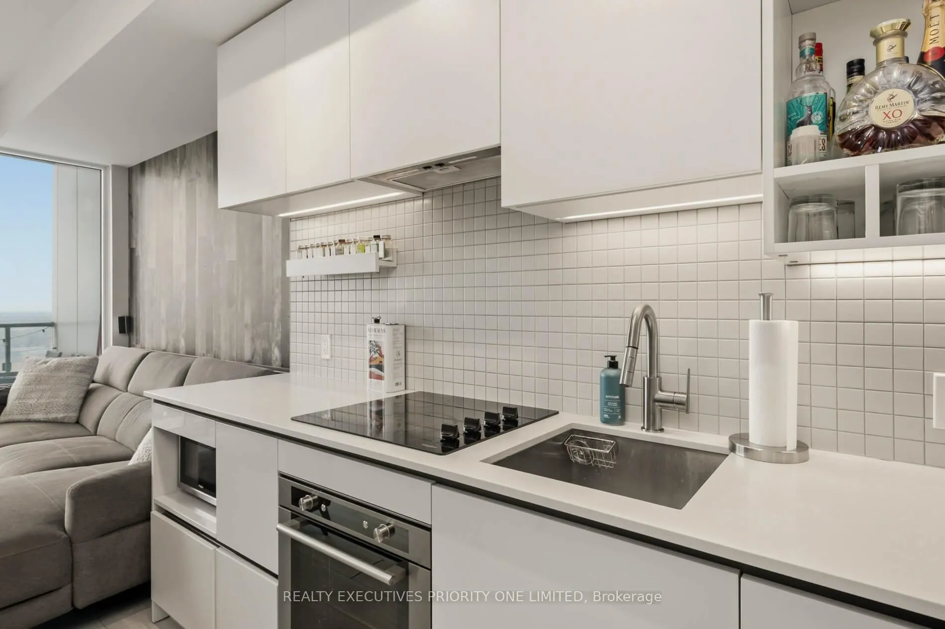 Photo 11 of Unit 5606, 5 Buttermill Avenue, Vaughan, Vaughan Corporate Centre — HOMEH