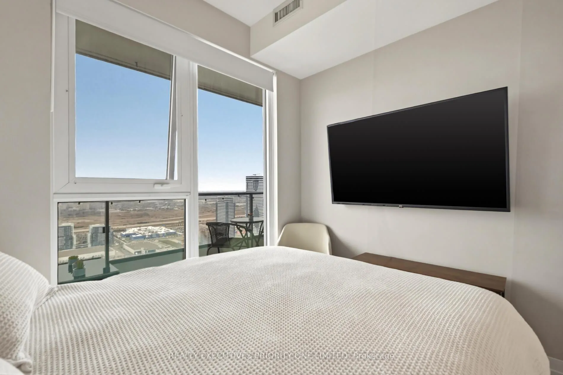 Photo 20 of Unit 5606, 5 Buttermill Avenue, Vaughan, Vaughan Corporate Centre — HOMEH