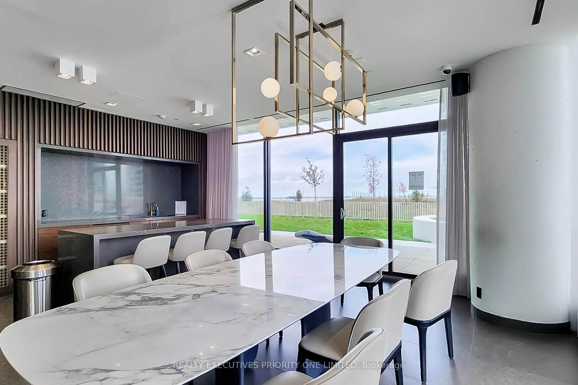 Photo 39 of Unit 5606, 5 Buttermill Avenue, Vaughan, Vaughan Corporate Centre — HOMEH