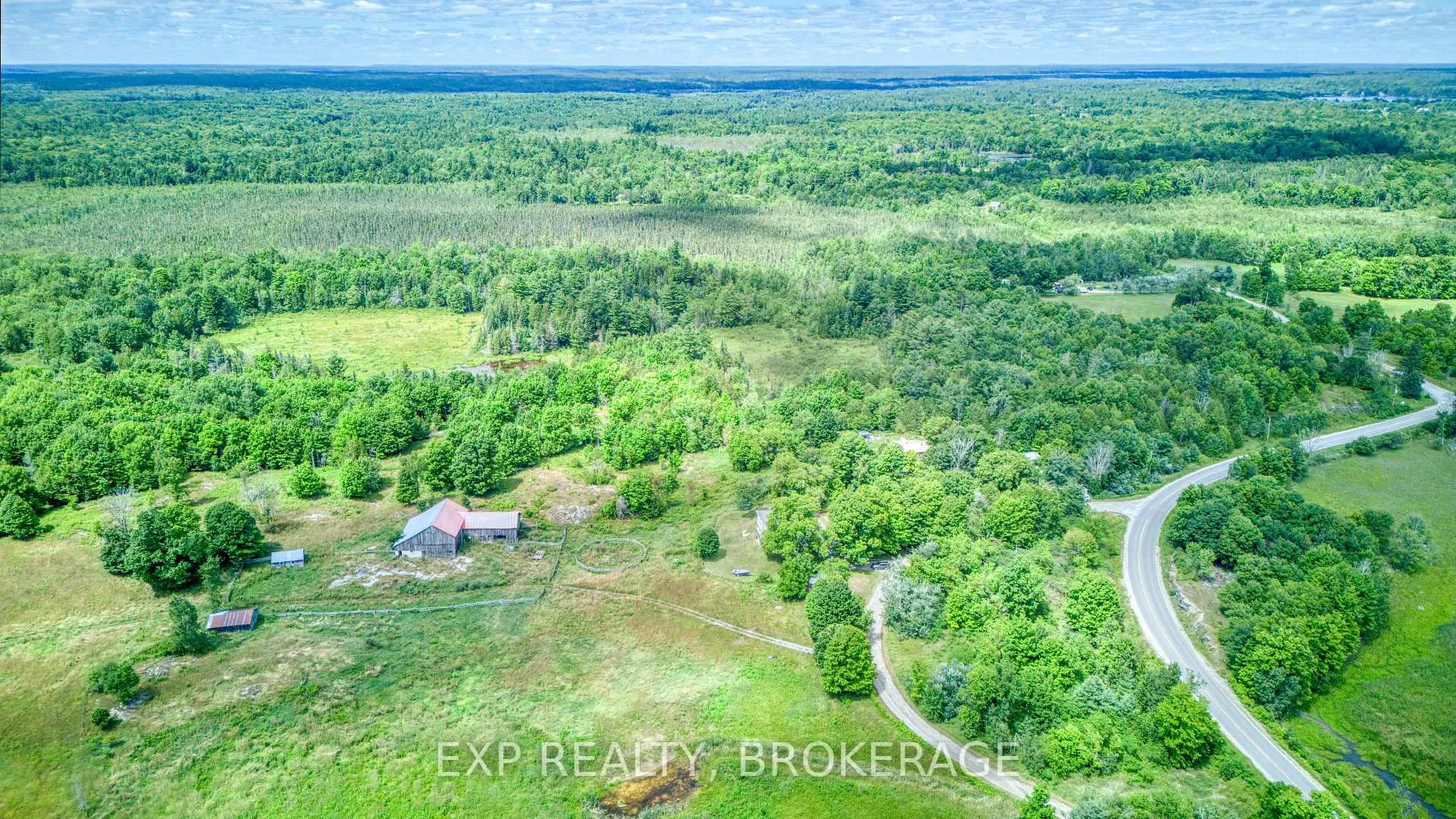 Photo 3 of 3069C Fifth Lake Road, Frontenac, Frontenac Centre — HOMEH