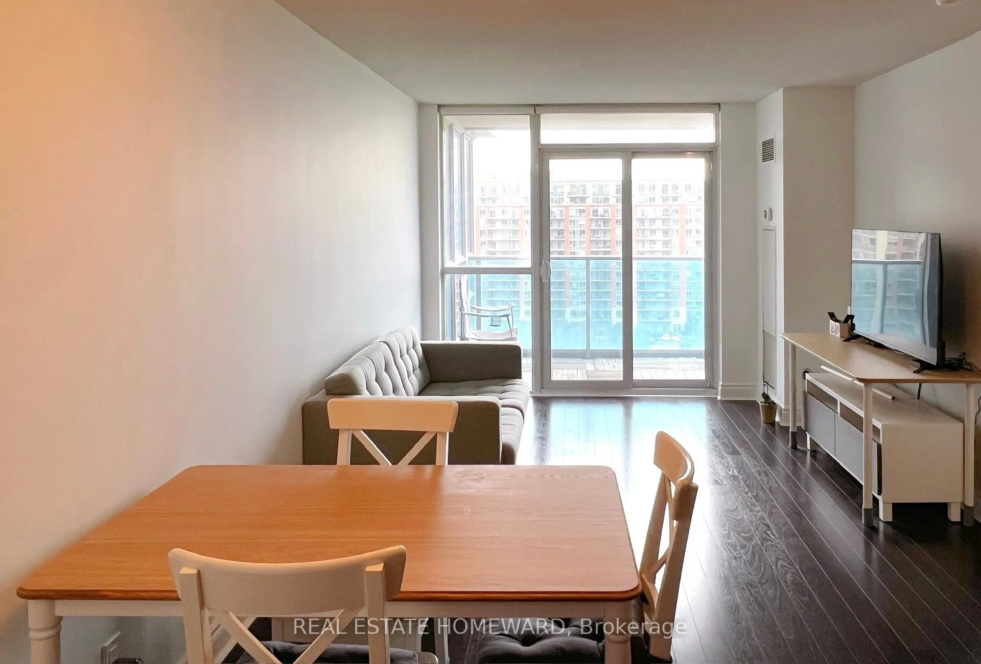 Photo 3 of Unit 1259, 23 Cox Boulevard, Markham, Unionville — HOMEH