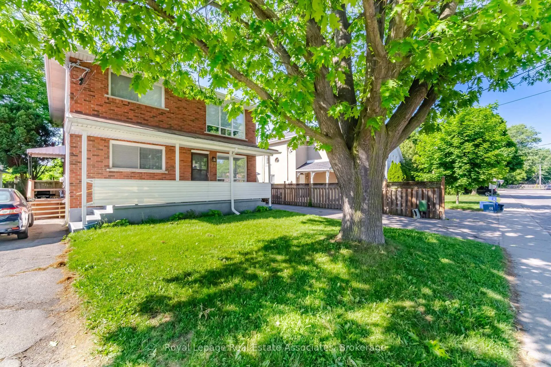 Photo 2 of Unit A, 22 St James Street, Brantford, North Ward — HOMEH