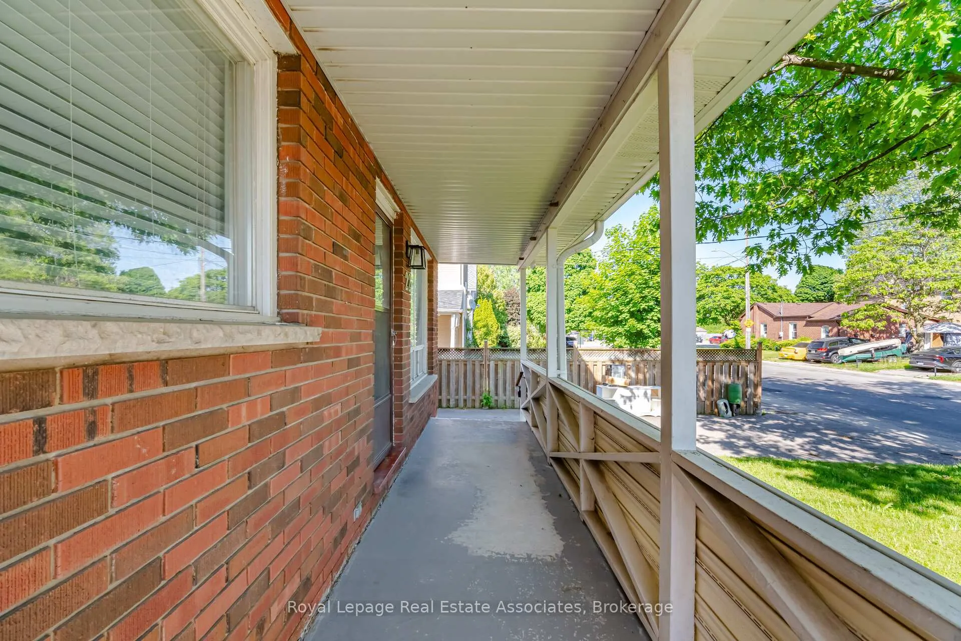 Photo 7 of Unit A, 22 St James Street, Brantford, North Ward — HOMEH