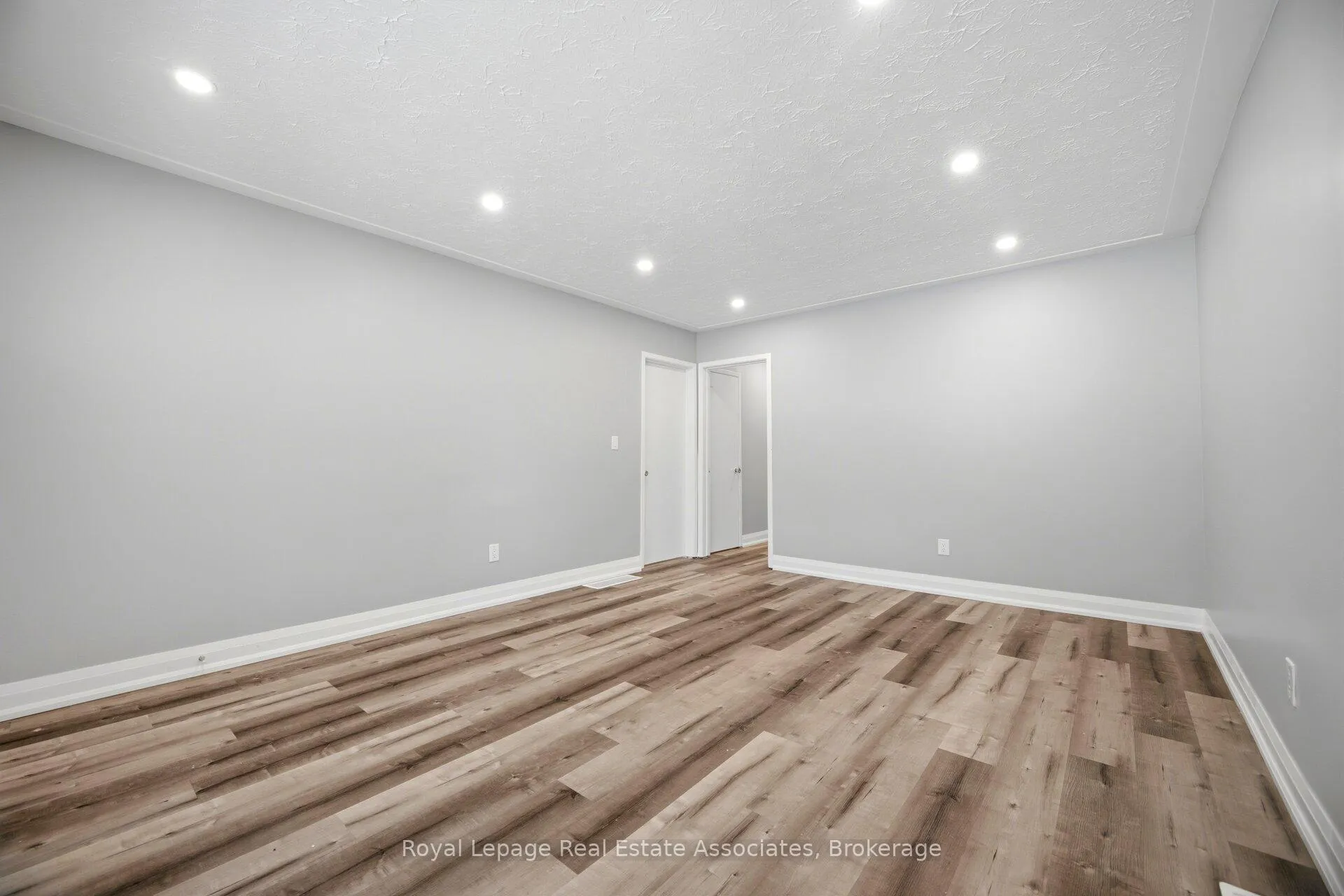 Photo 12 of Unit A, 22 St James Street, Brantford, North Ward — HOMEH