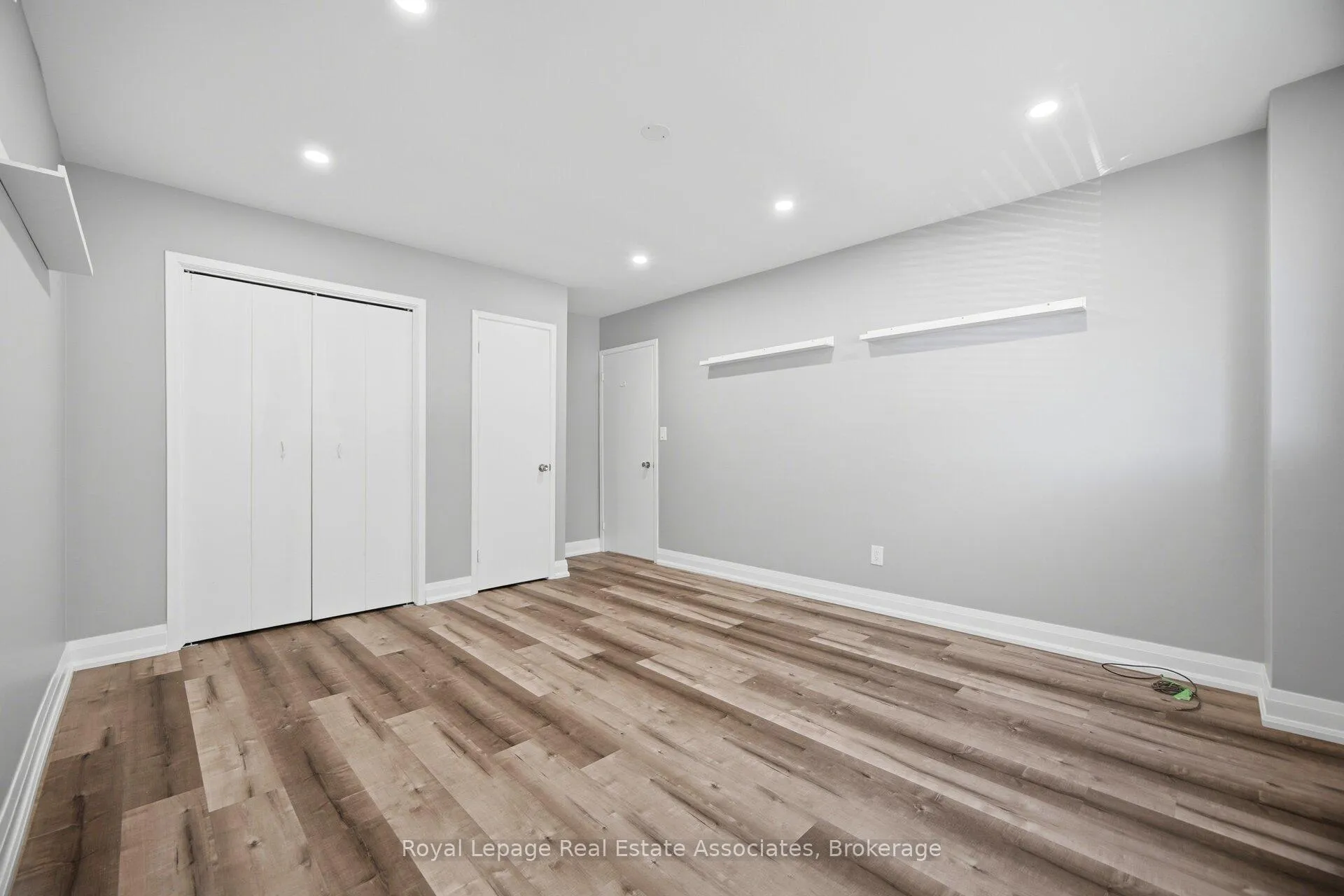 Photo 23 of Unit A, 22 St James Street, Brantford, North Ward — HOMEH