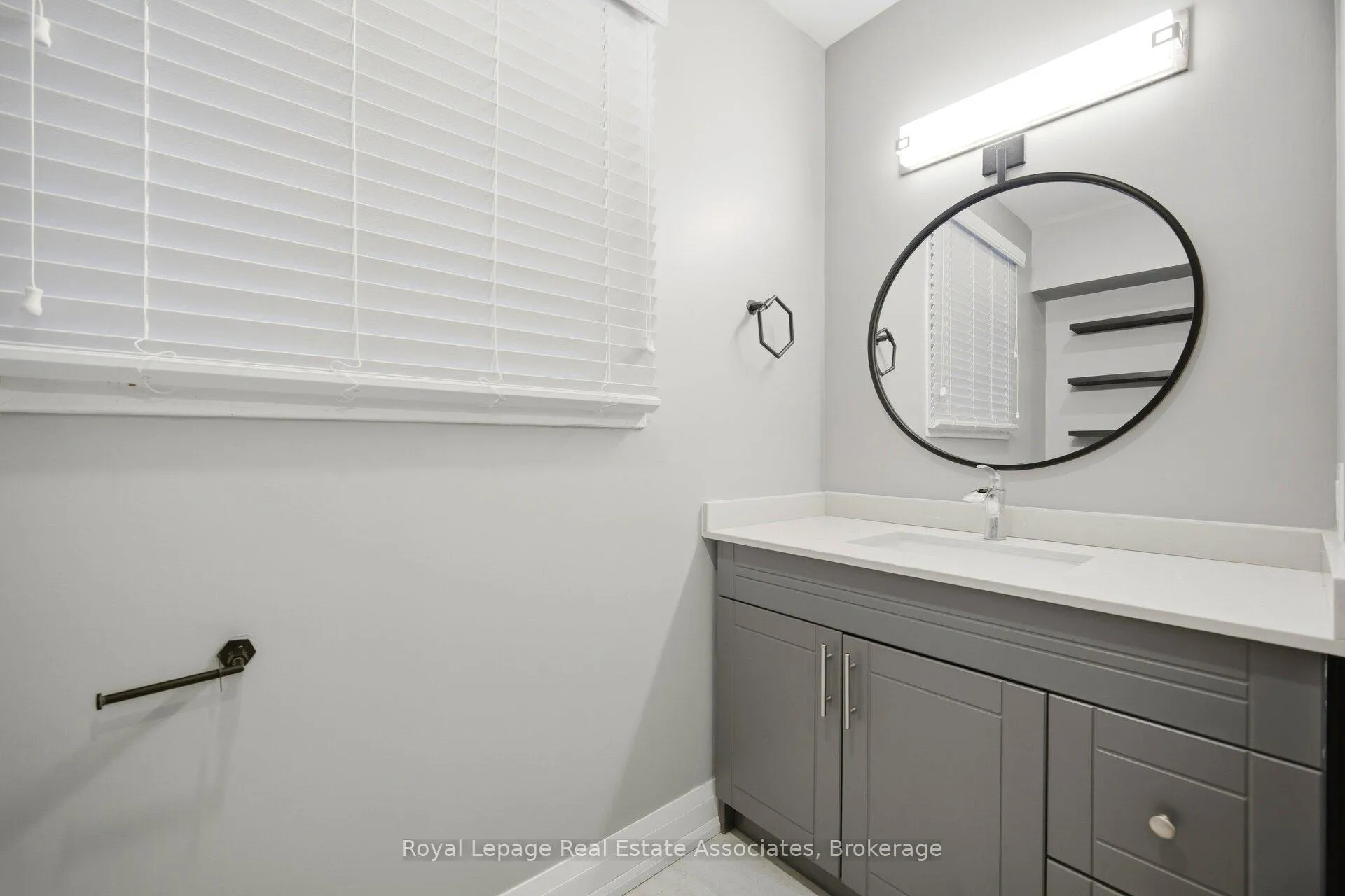 Photo 28 of Unit A, 22 St James Street, Brantford, North Ward — HOMEH