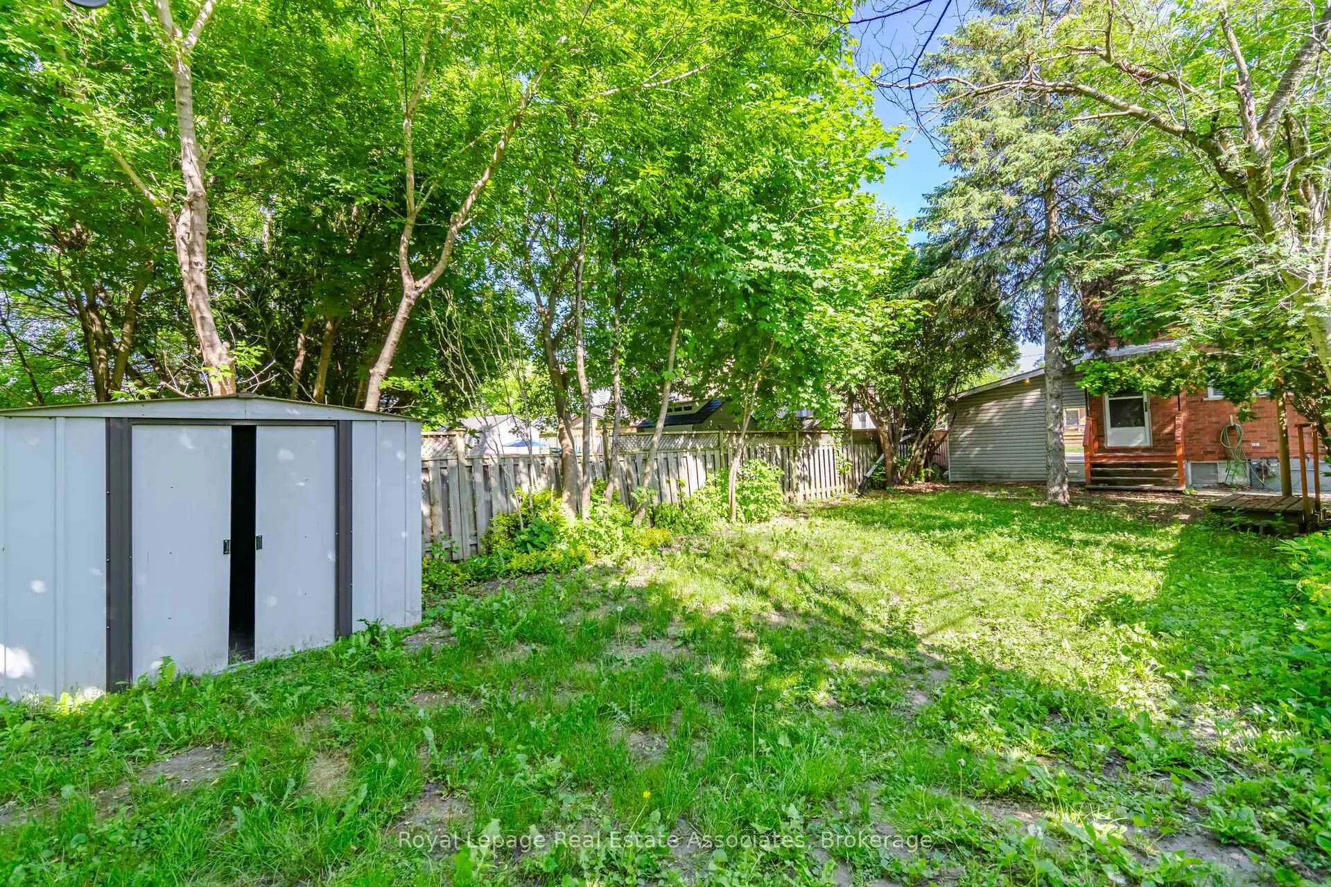 Photo 39 of Unit A, 22 St James Street, Brantford, North Ward — HOMEH