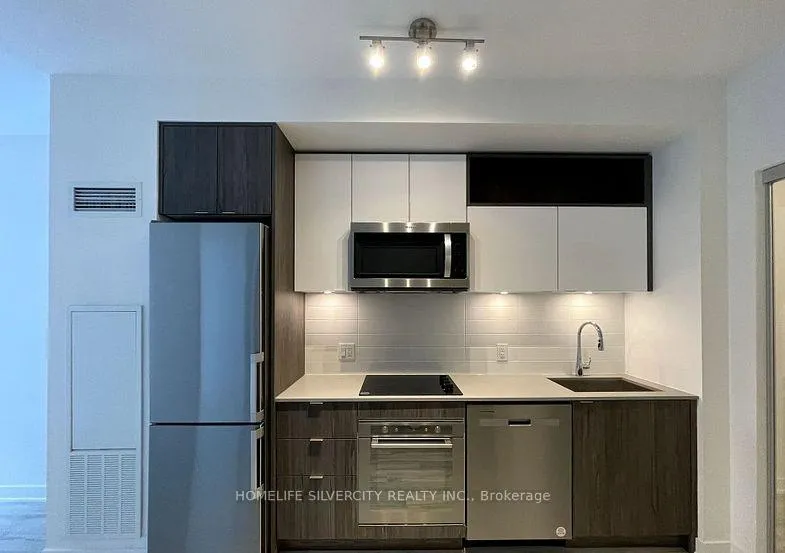 Photo 4 of Unit 204 SE, 60 Princess Street SE, Toronto, Waterfront Communities — HOMEH