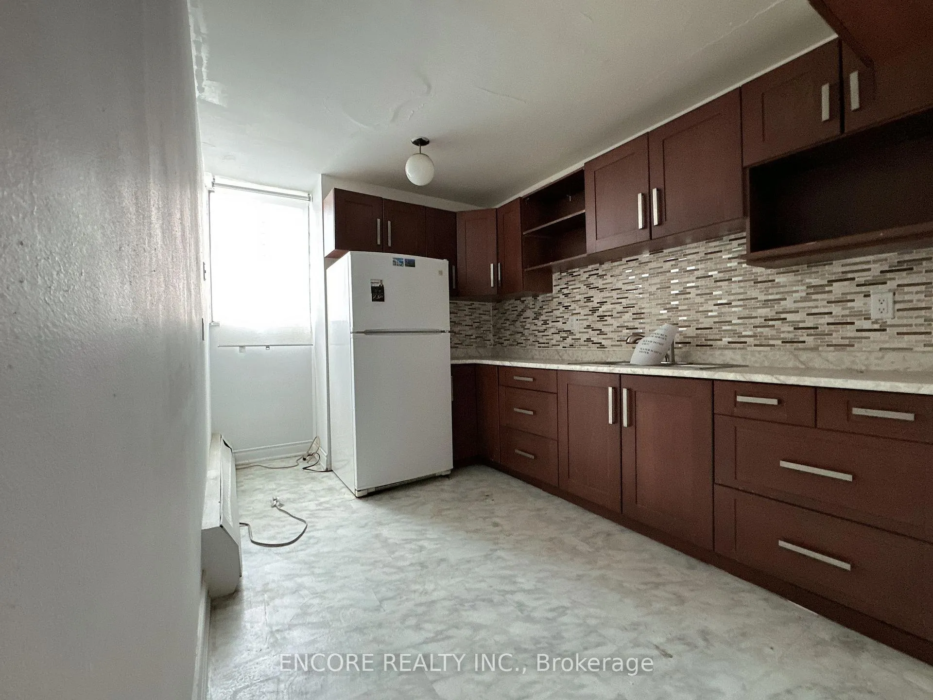 Photo 2 of Unit 808, 340 Dixon Road, Etobicoke, Kingsview Village-The Westway — HOMEH