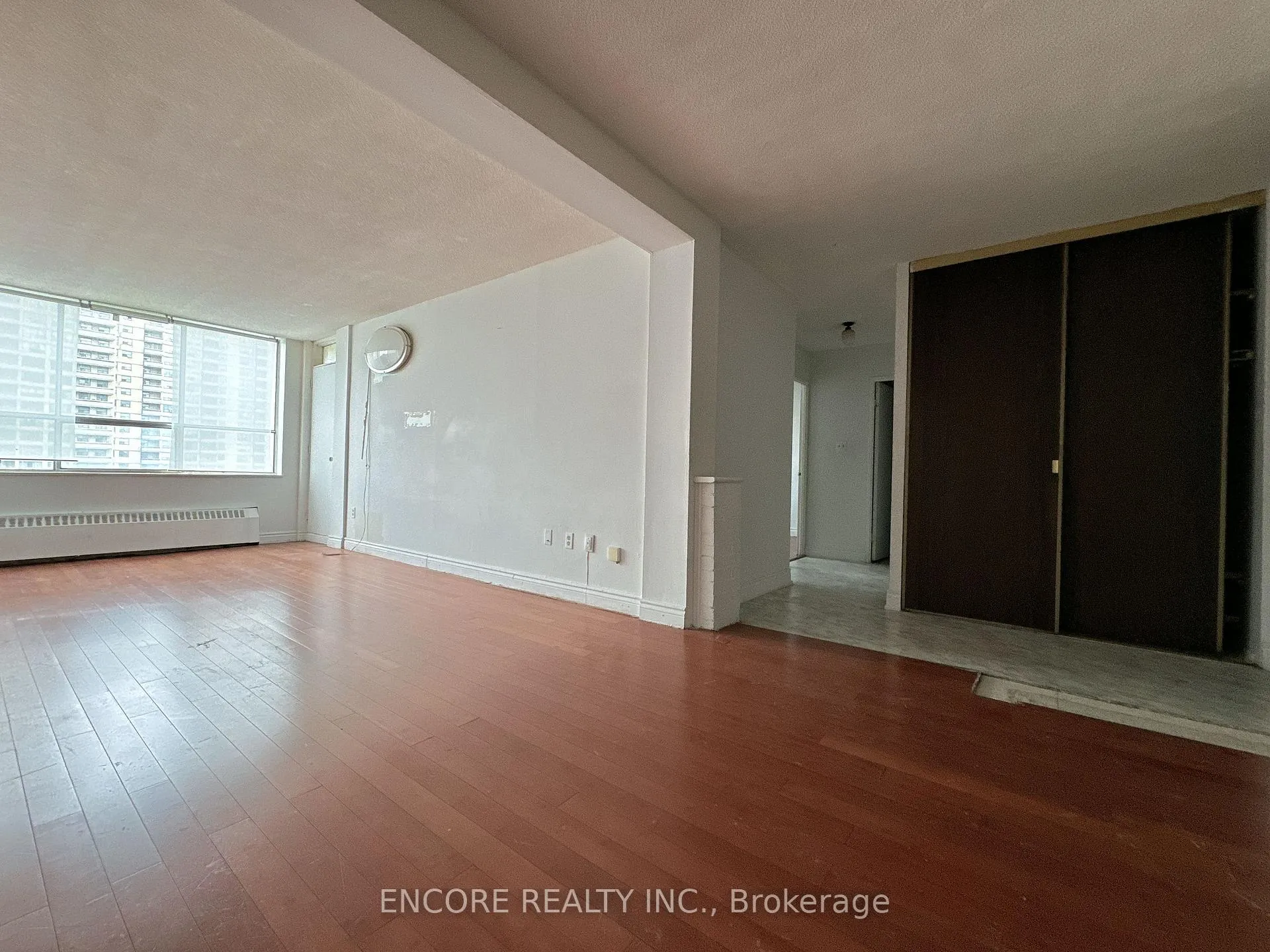Photo 8 of Unit 808, 340 Dixon Road, Etobicoke, Kingsview Village-The Westway — HOMEH