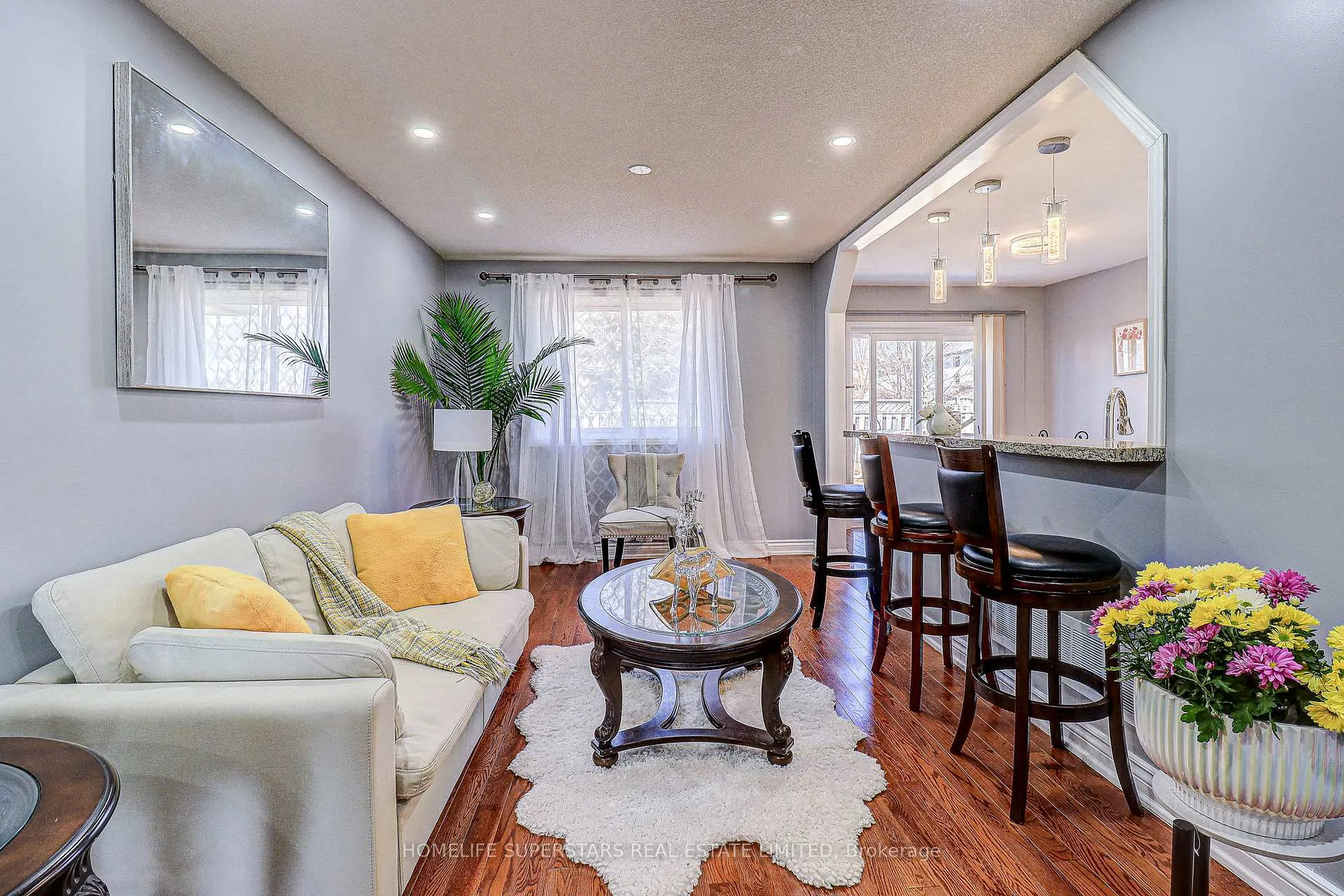Photo 5 of 191 Wessenger Drive, Barrie, Holly — HOMEH