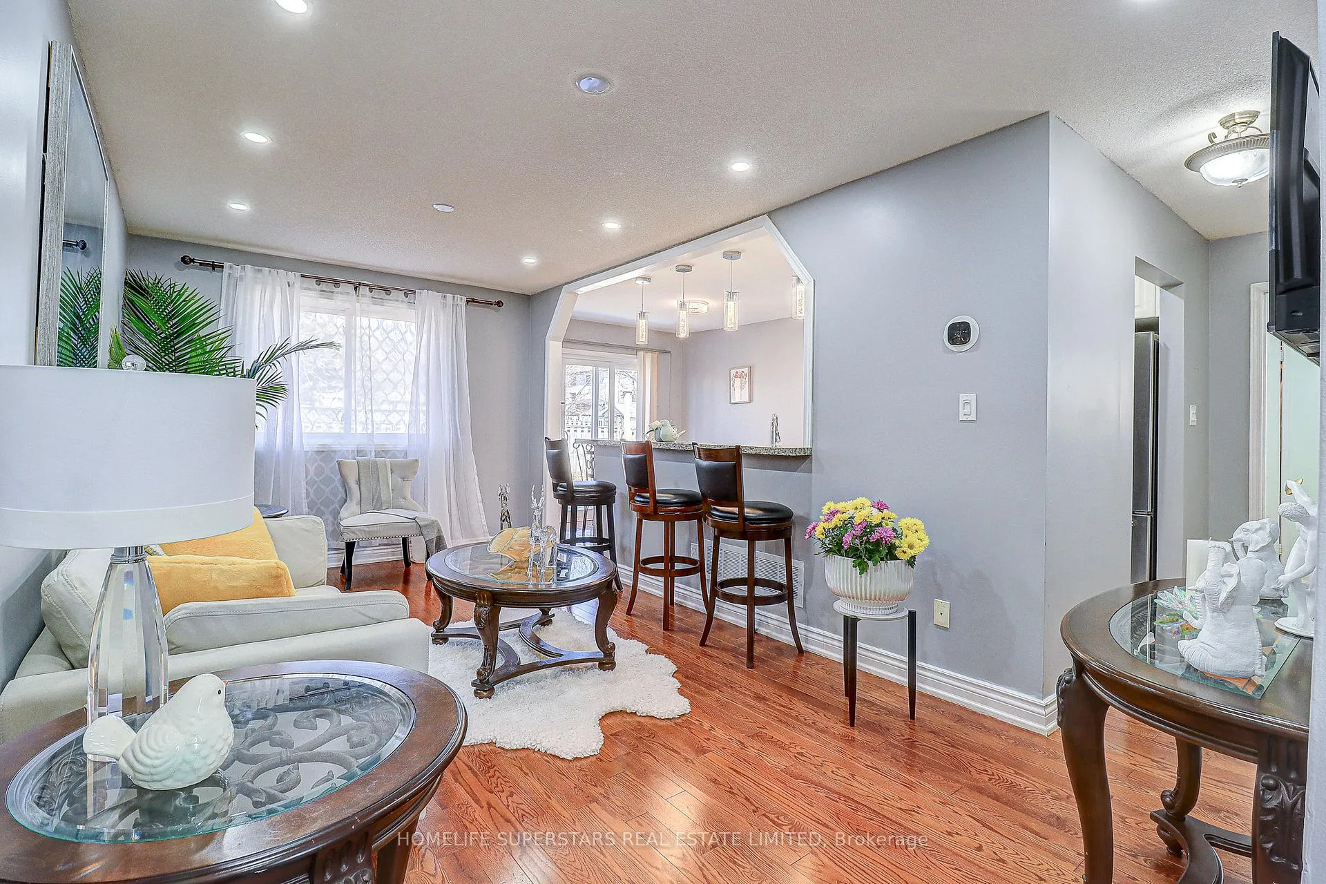 Photo 6 of 191 Wessenger Drive, Barrie, Holly — HOMEH