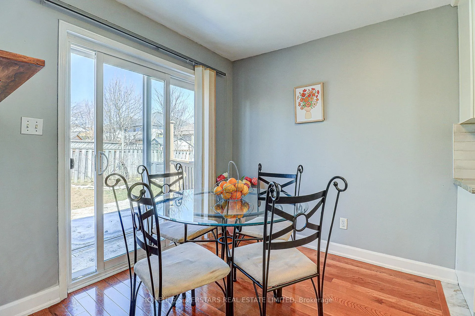 Photo 8 of 191 Wessenger Drive, Barrie, Holly — HOMEH