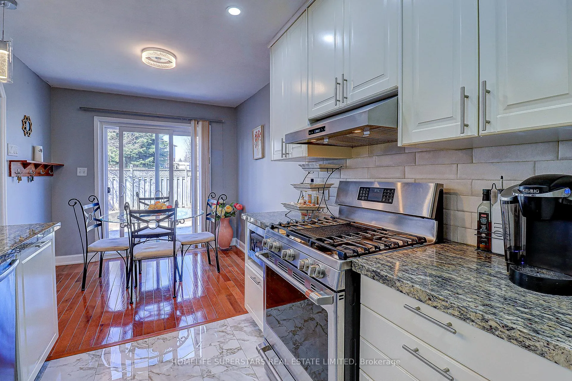 Photo 13 of 191 Wessenger Drive, Barrie, Holly — HOMEH