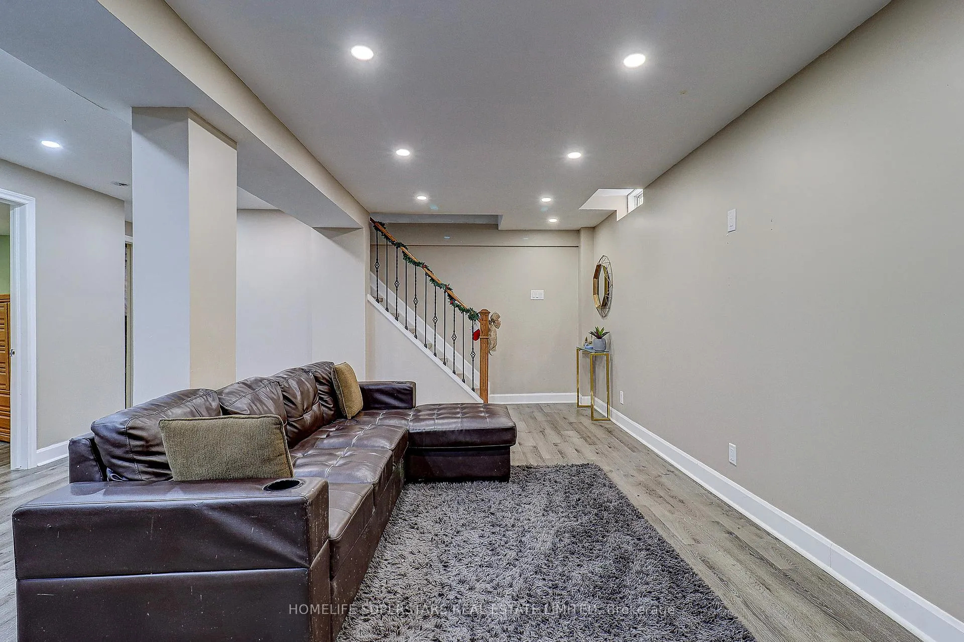 Photo 22 of 191 Wessenger Drive, Barrie, Holly — HOMEH