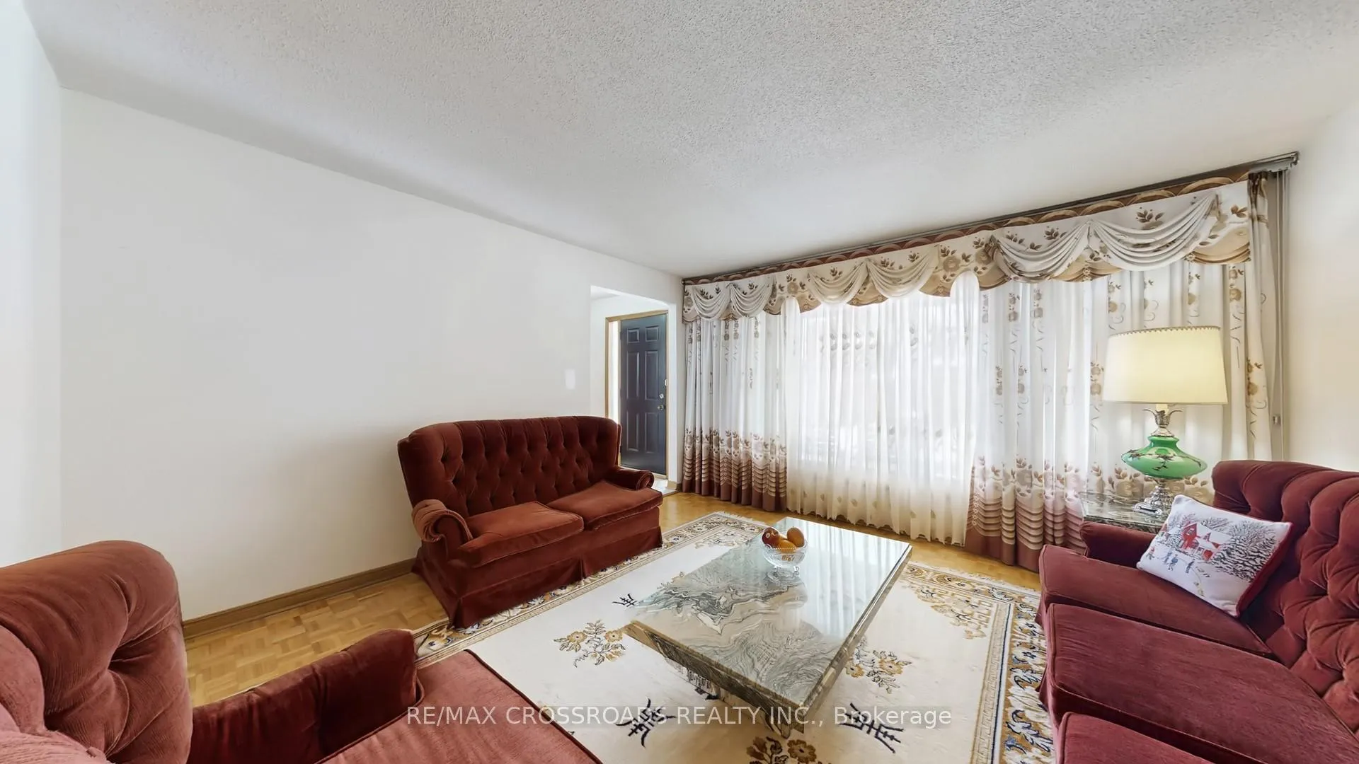 Photo 3 of 93A Wanstead Avenue, Scarborough, Oakridge — HOMEH
