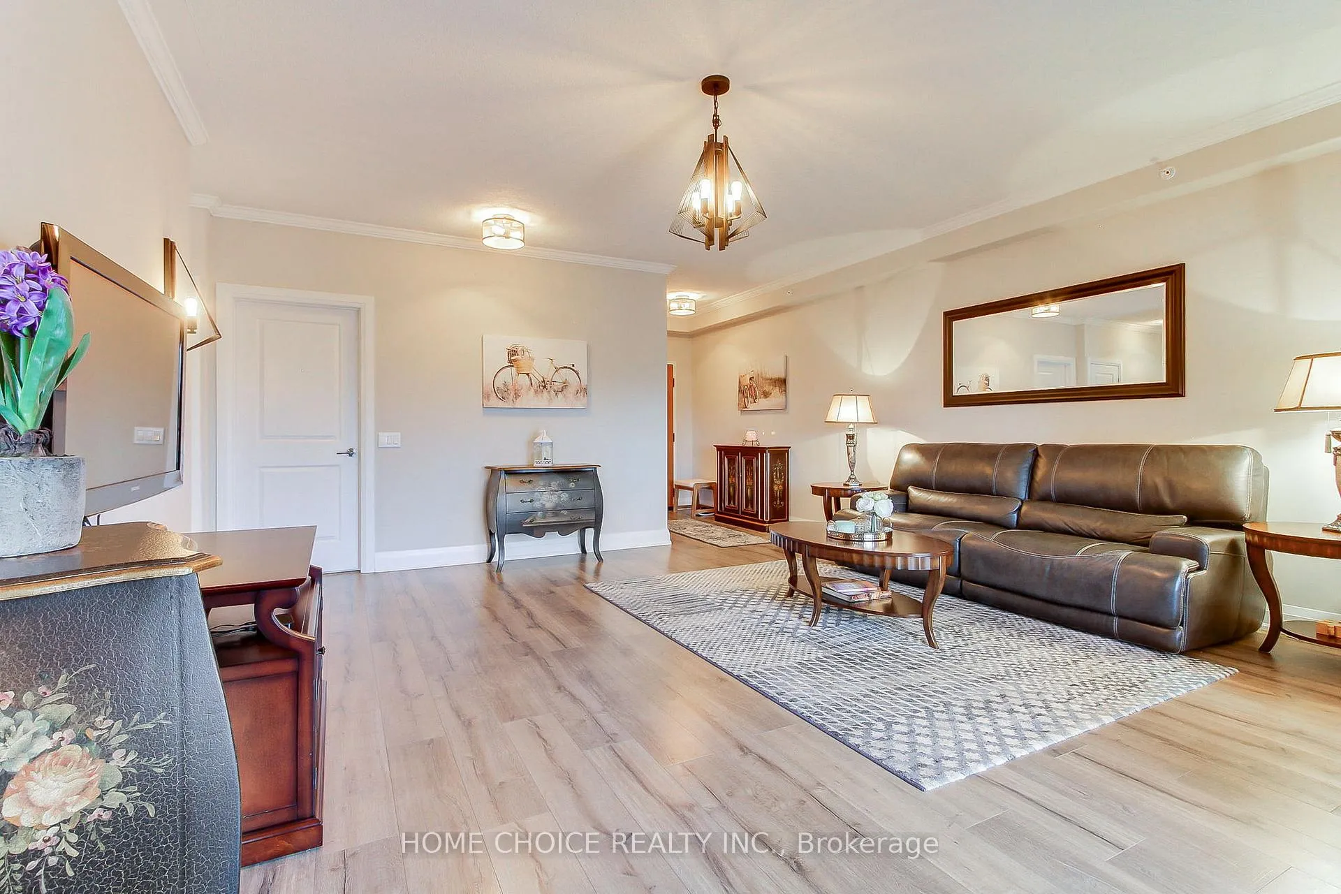 Photo 10 of Unit 301, 720 Yonge Street E, Barrie, Painswick South — HOMEH