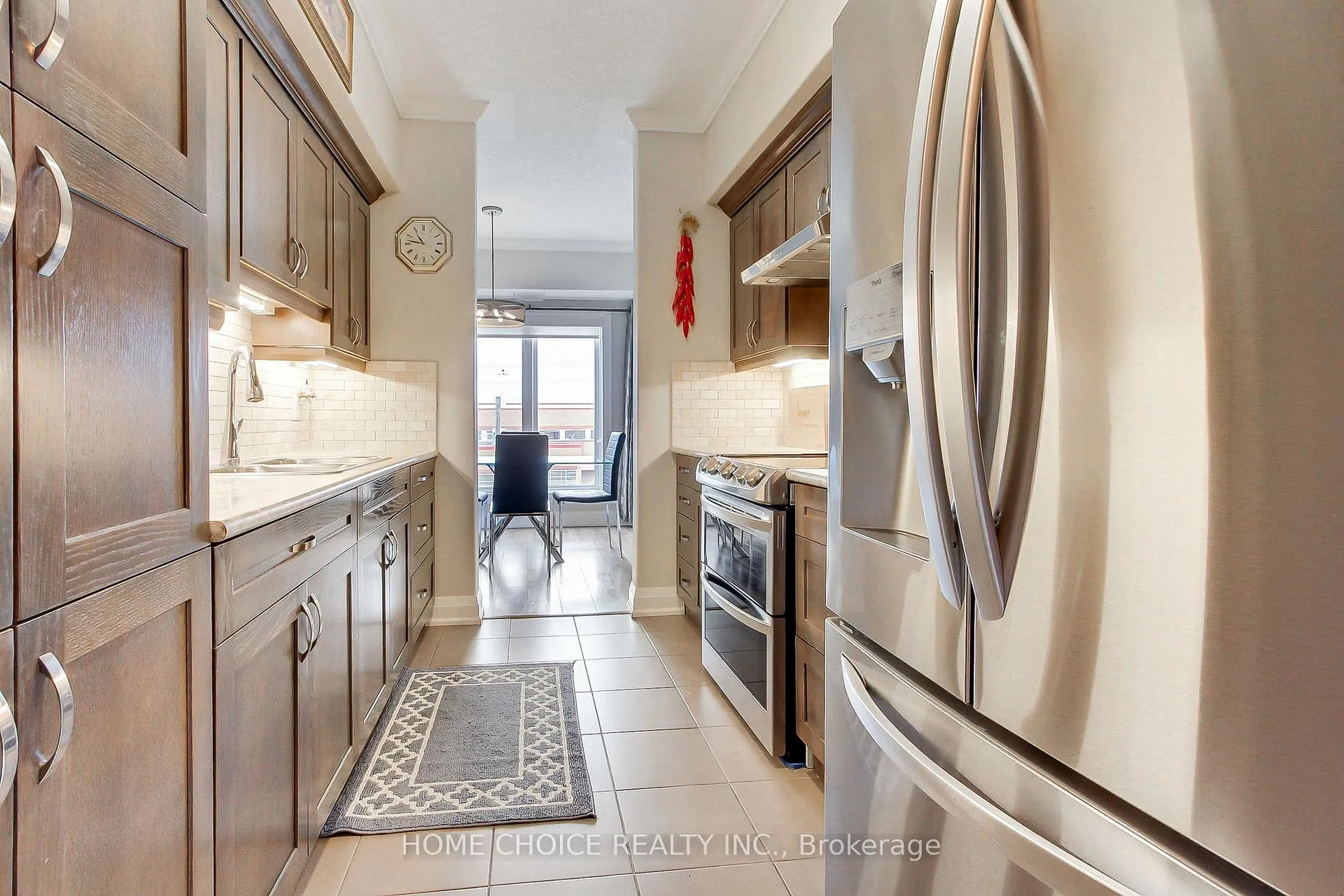 Photo 19 of Unit 301, 720 Yonge Street E, Barrie, Painswick South — HOMEH