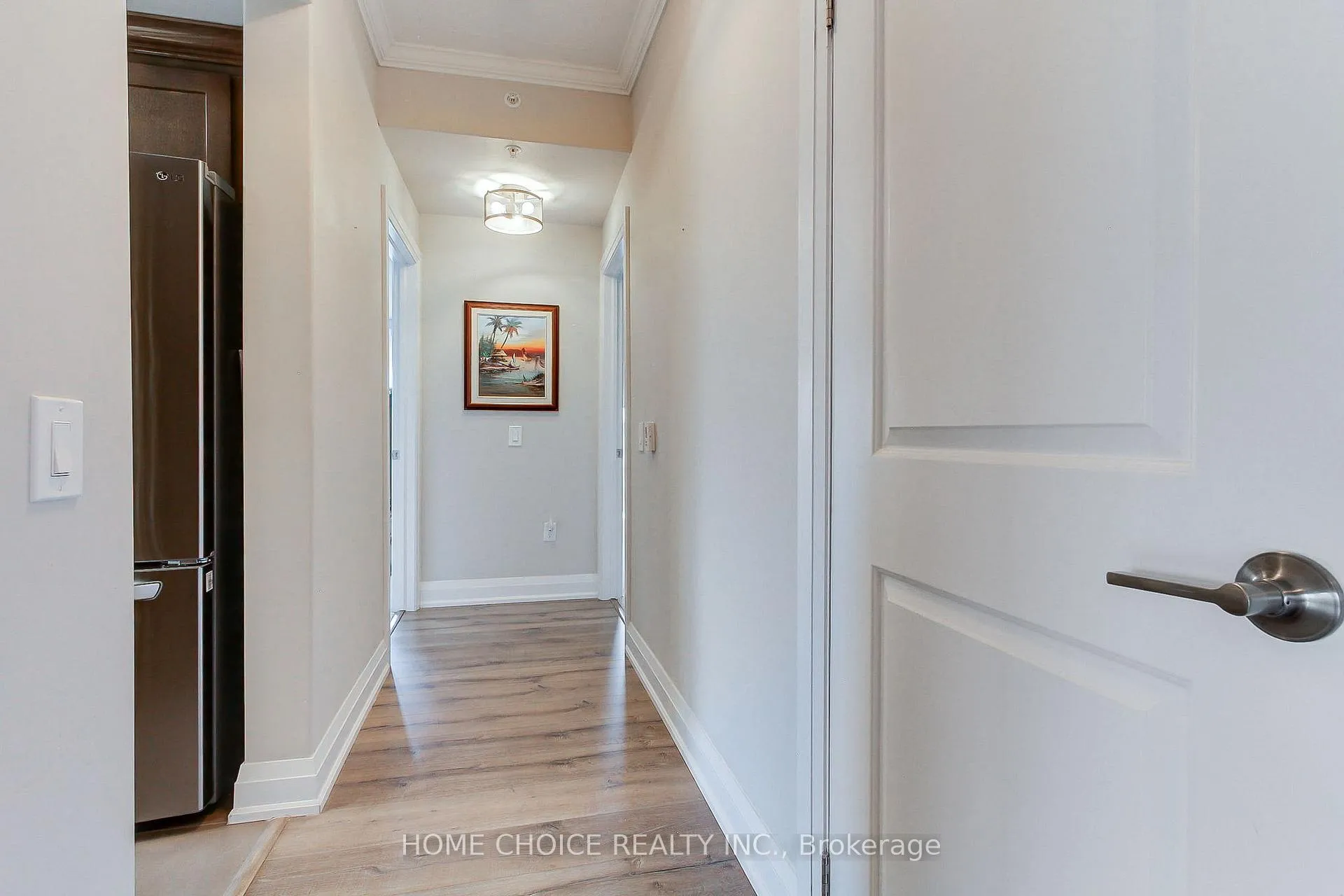 Photo 22 of Unit 301, 720 Yonge Street E, Barrie, Painswick South — HOMEH