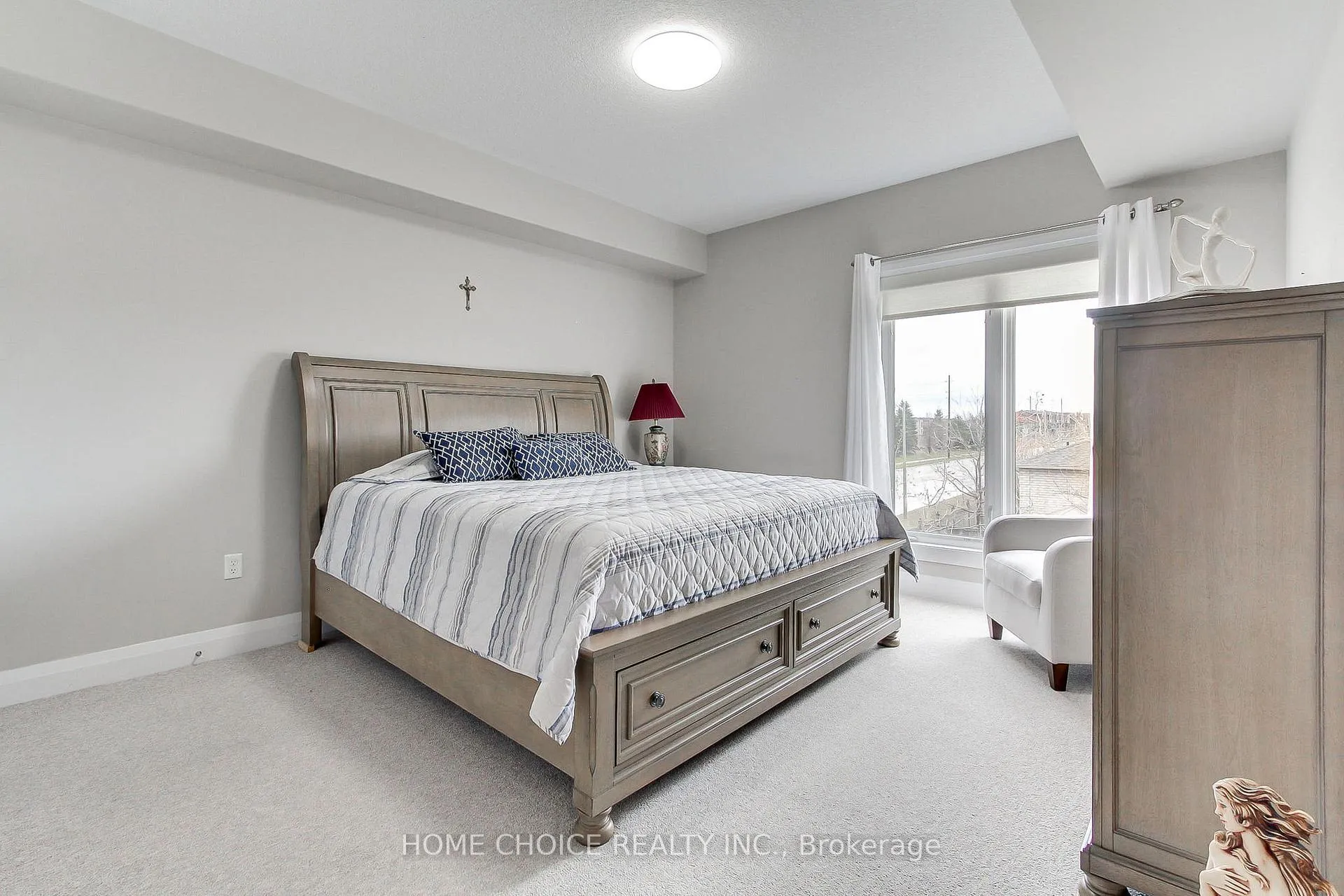 Photo 27 of Unit 301, 720 Yonge Street E, Barrie, Painswick South — HOMEH