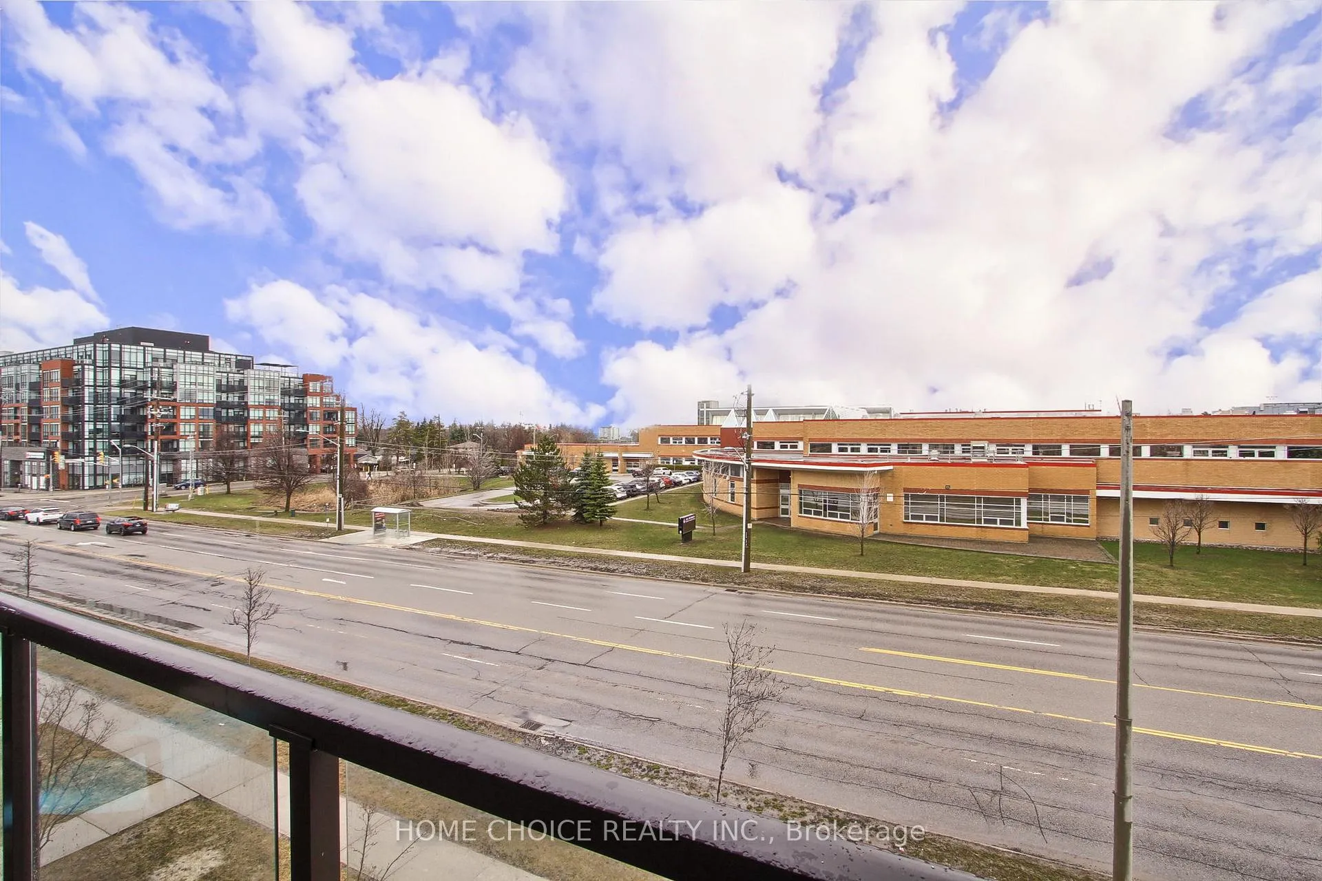 Photo 34 of Unit 301, 720 Yonge Street E, Barrie, Painswick South — HOMEH