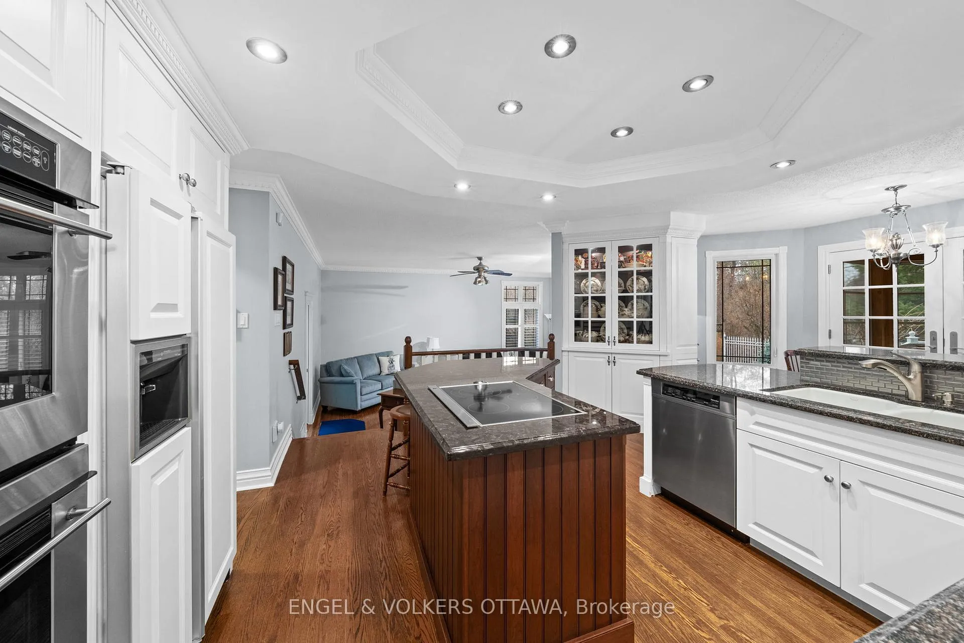 Photo 10 of 19 Kimmins Court, Ottawa, Kanata - Beaverbrook — HOMEH