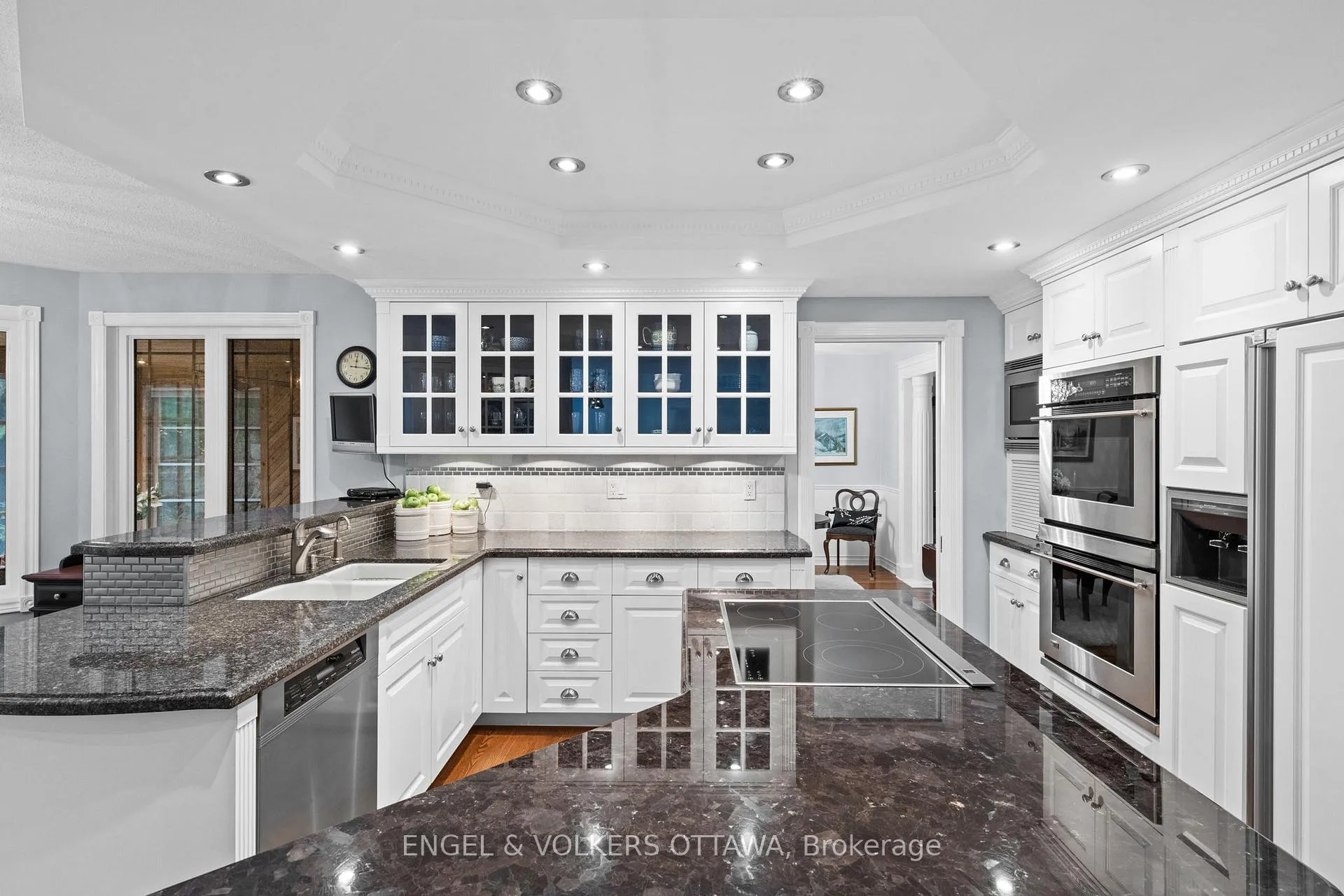 Photo 12 of 19 Kimmins Court, Ottawa, Kanata - Beaverbrook — HOMEH