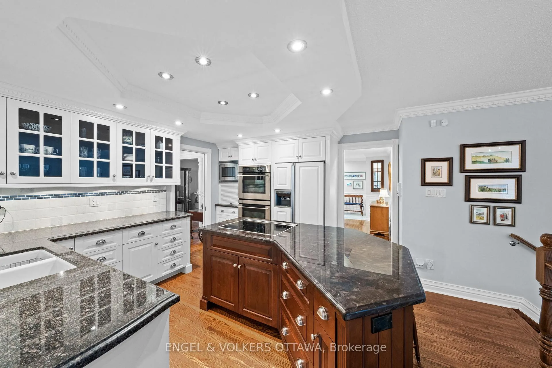 Photo 13 of 19 Kimmins Court, Ottawa, Kanata - Beaverbrook — HOMEH