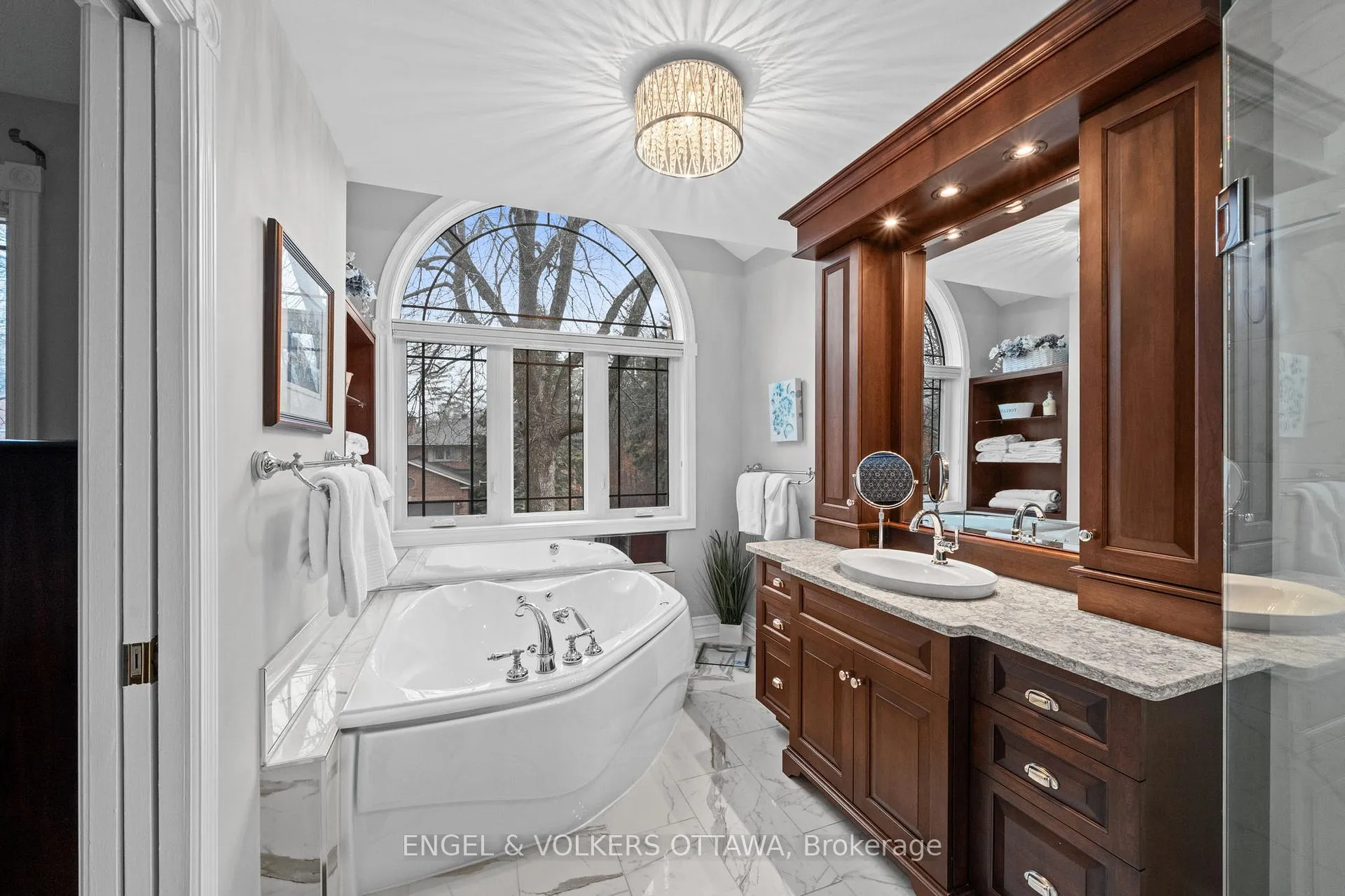 Photo 22 of 19 Kimmins Court, Ottawa, Kanata - Beaverbrook — HOMEH