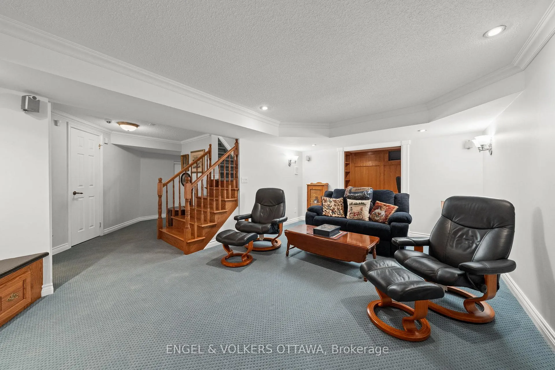 Photo 32 of 19 Kimmins Court, Ottawa, Kanata - Beaverbrook — HOMEH