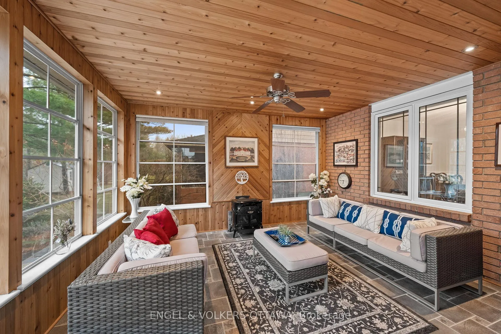 Photo 35 of 19 Kimmins Court, Ottawa, Kanata - Beaverbrook — HOMEH