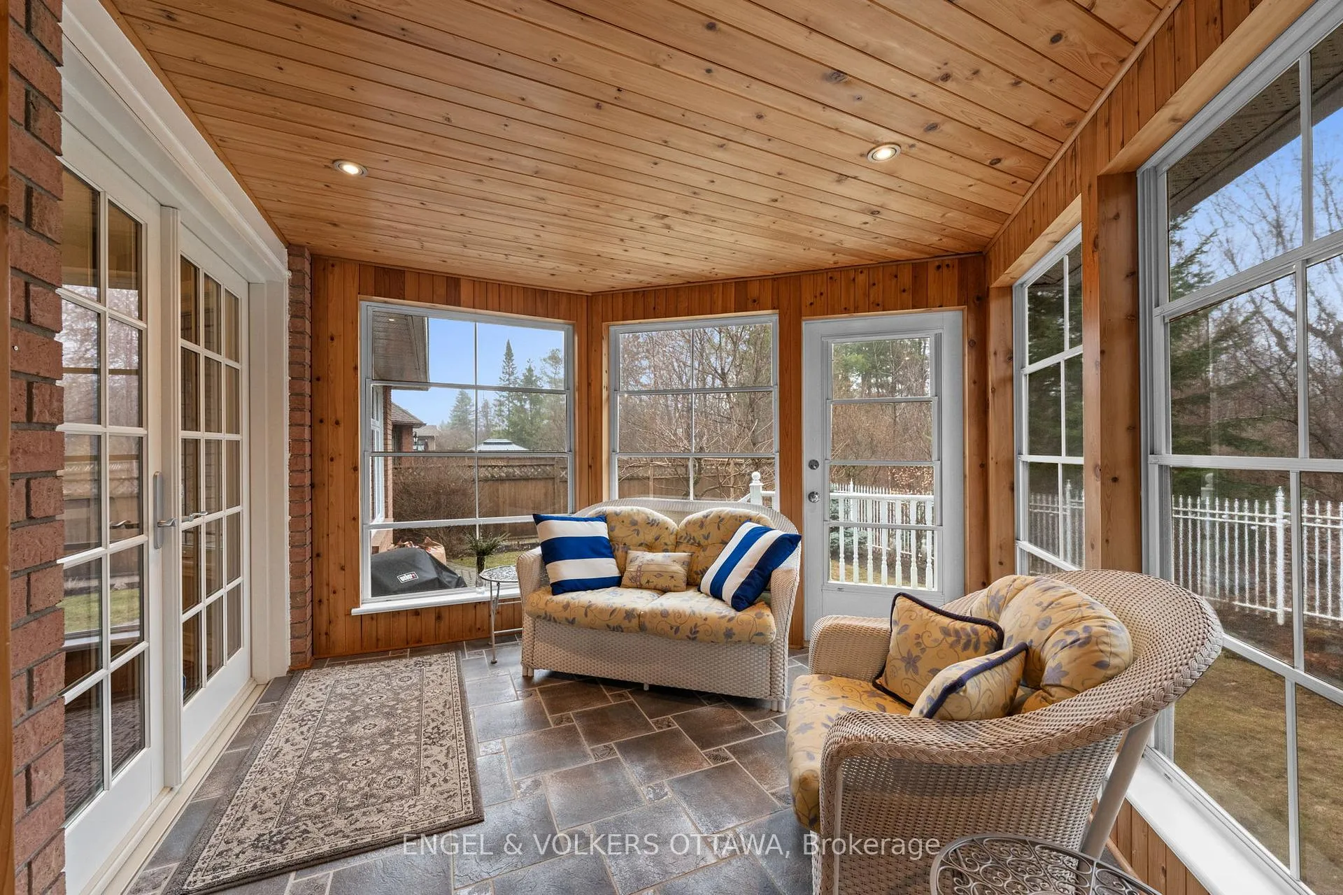 Photo 37 of 19 Kimmins Court, Ottawa, Kanata - Beaverbrook — HOMEH