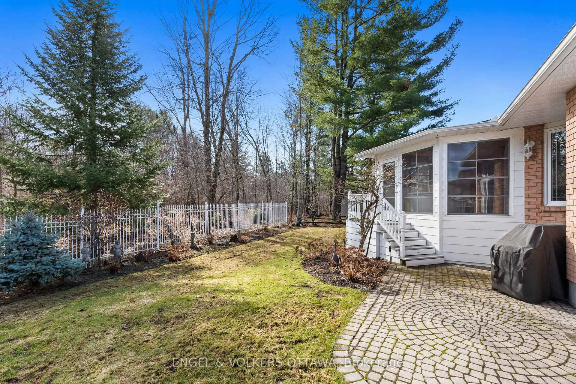 Photo 39 of 19 Kimmins Court, Ottawa, Kanata - Beaverbrook — HOMEH