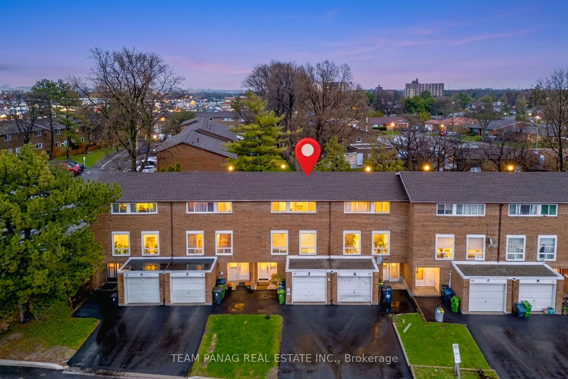 Front of Unit 30, 9 Kendleton Drive