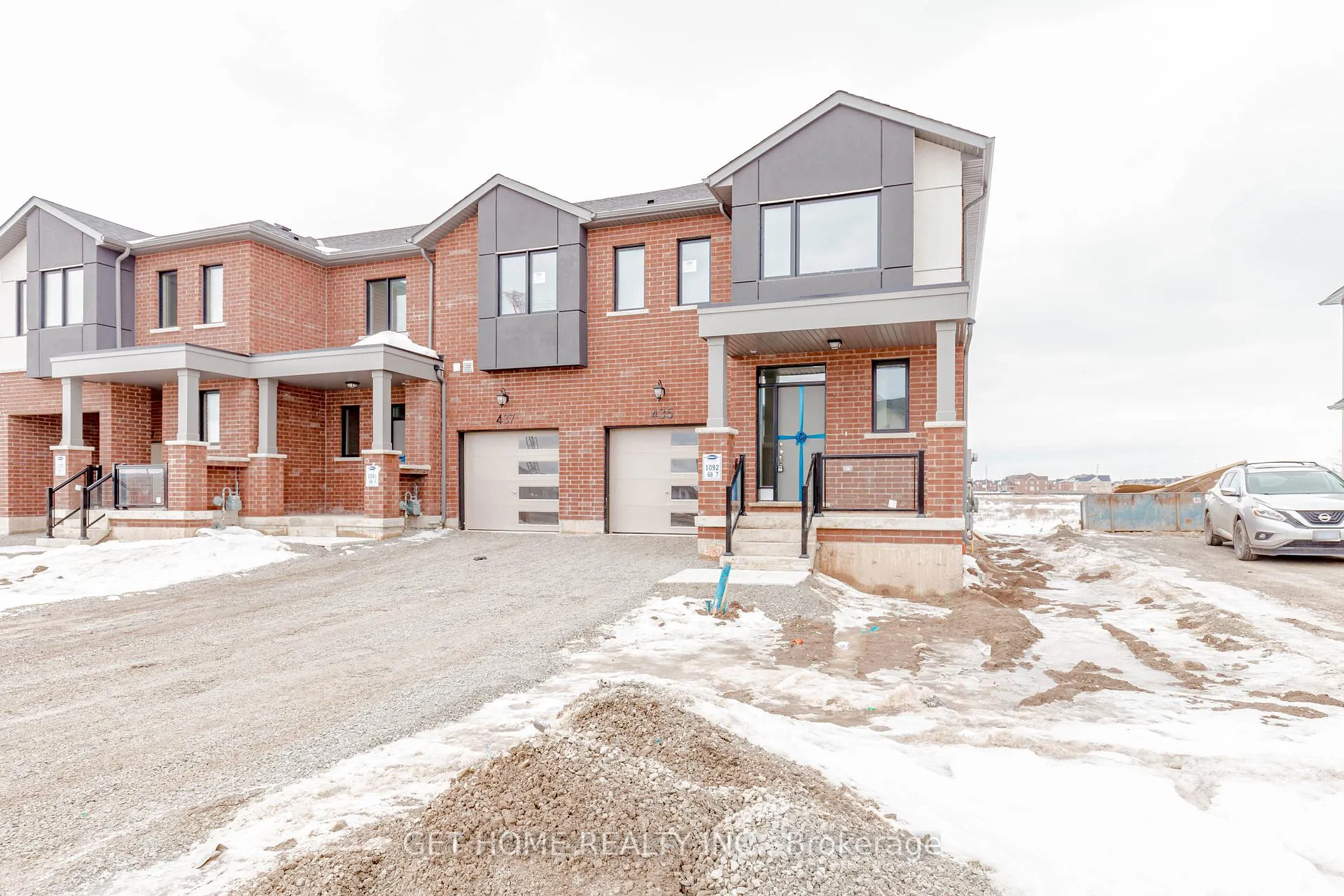Photo 2 of 435 Gordon Krantz Avenue, Milton, Walker — HOMEH
