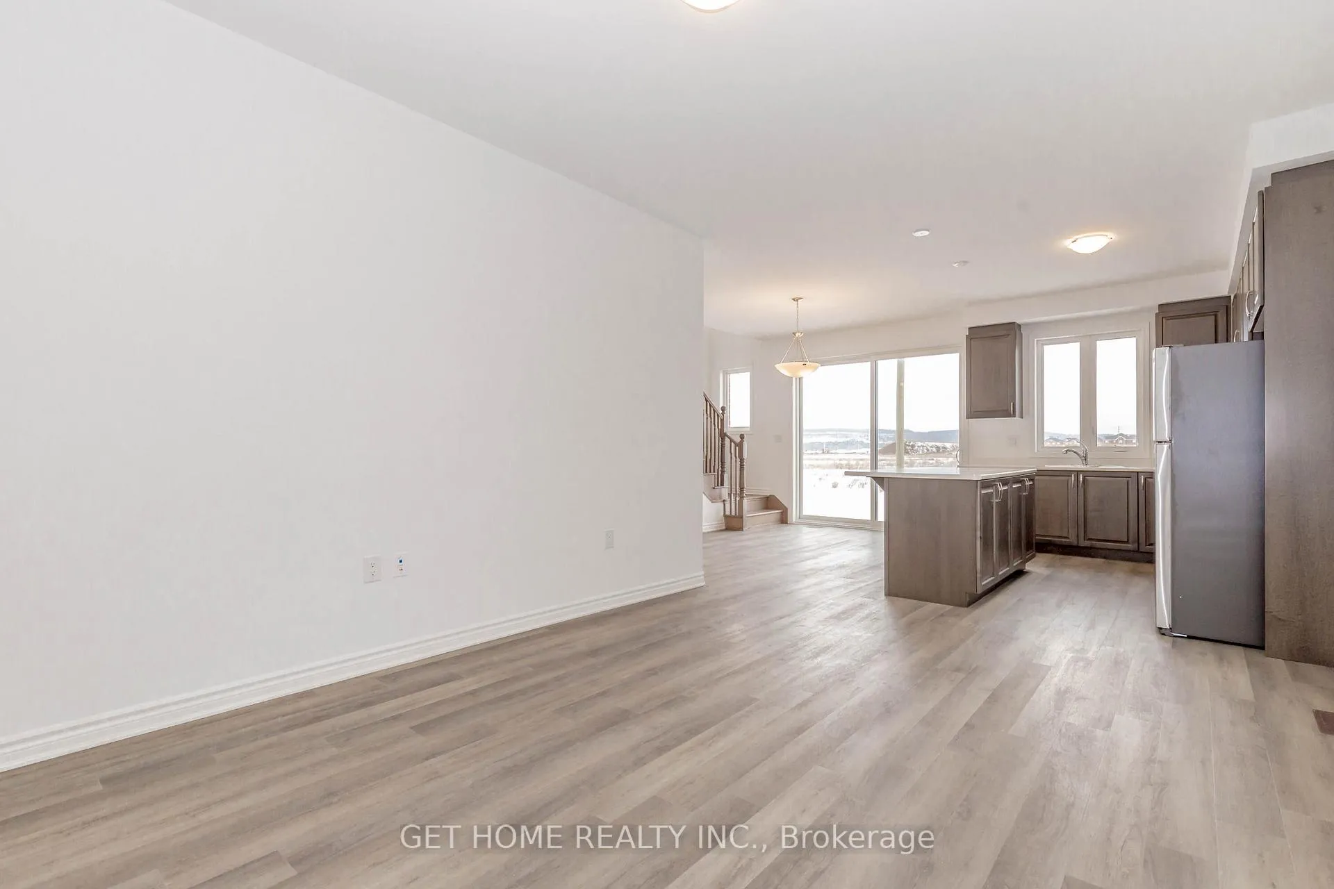 Photo 9 of 435 Gordon Krantz Avenue, Milton, Walker — HOMEH