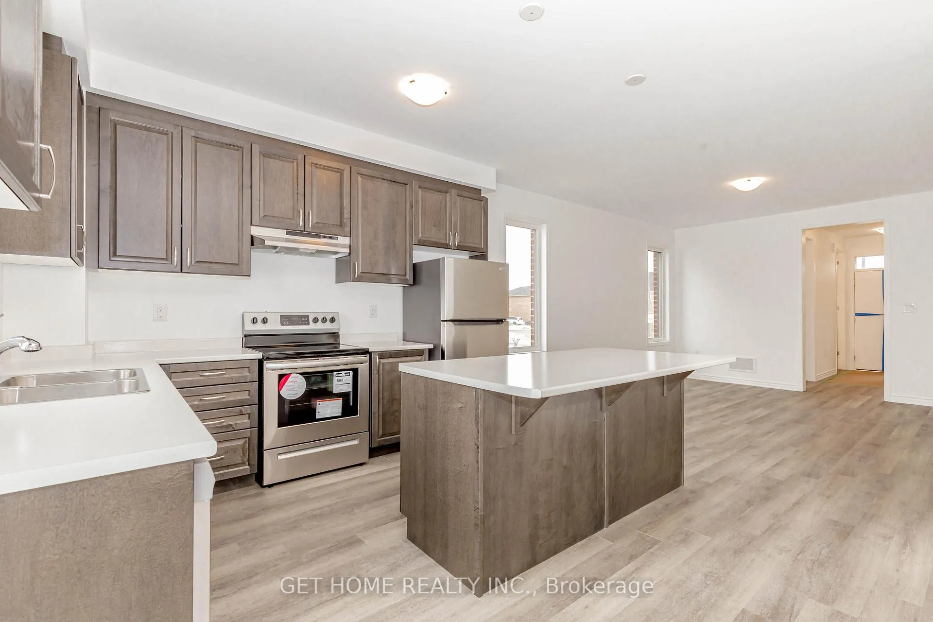 Photo 13 of 435 Gordon Krantz Avenue, Milton, Walker — HOMEH