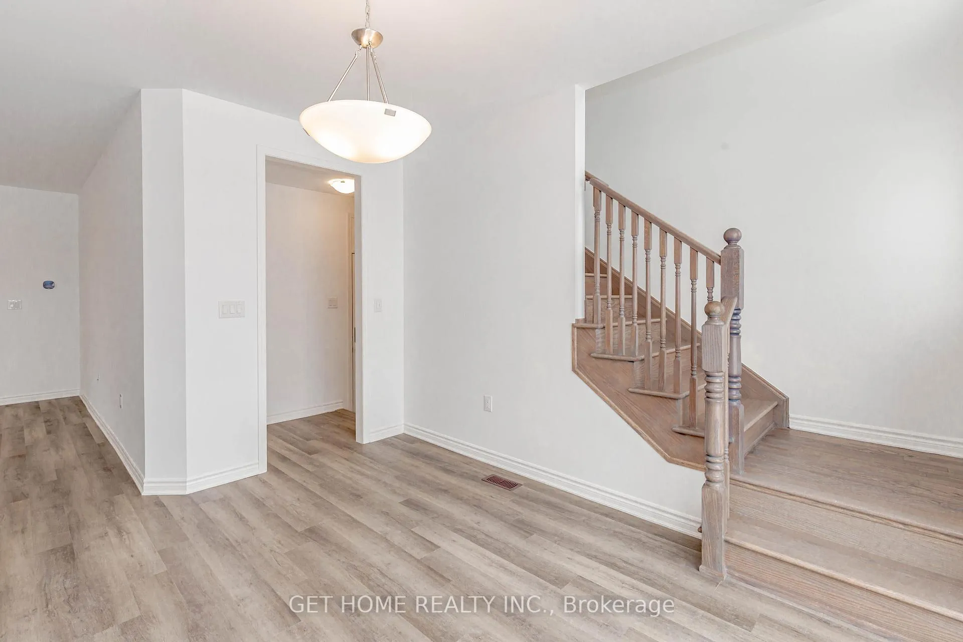 Photo 17 of 435 Gordon Krantz Avenue, Milton, Walker — HOMEH